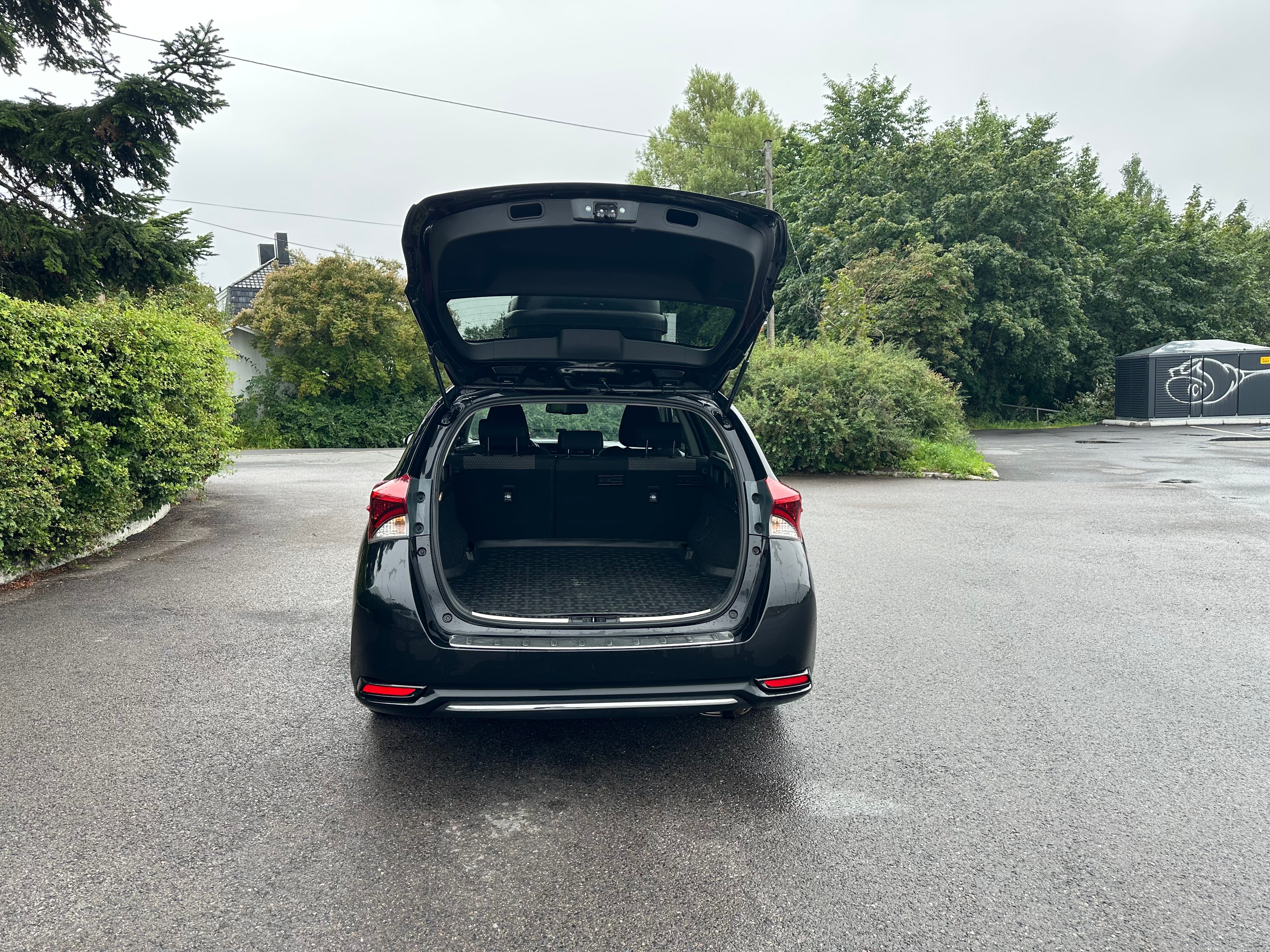 Toyota Auris Touring Sports 1.8 Hybrid med Cruisekontroll