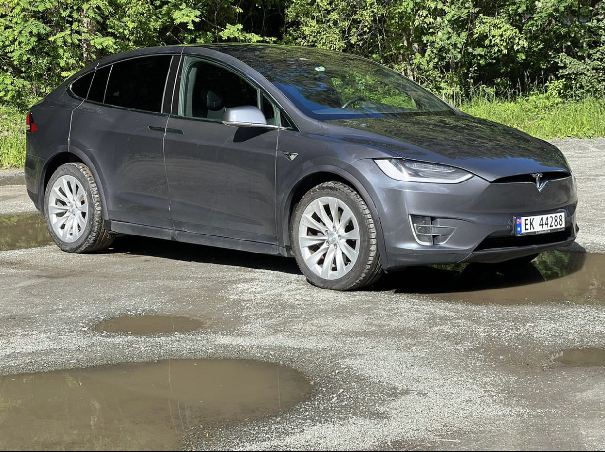 Tesla Model X, 2017, Elektrisk, automatisk, 6 seter