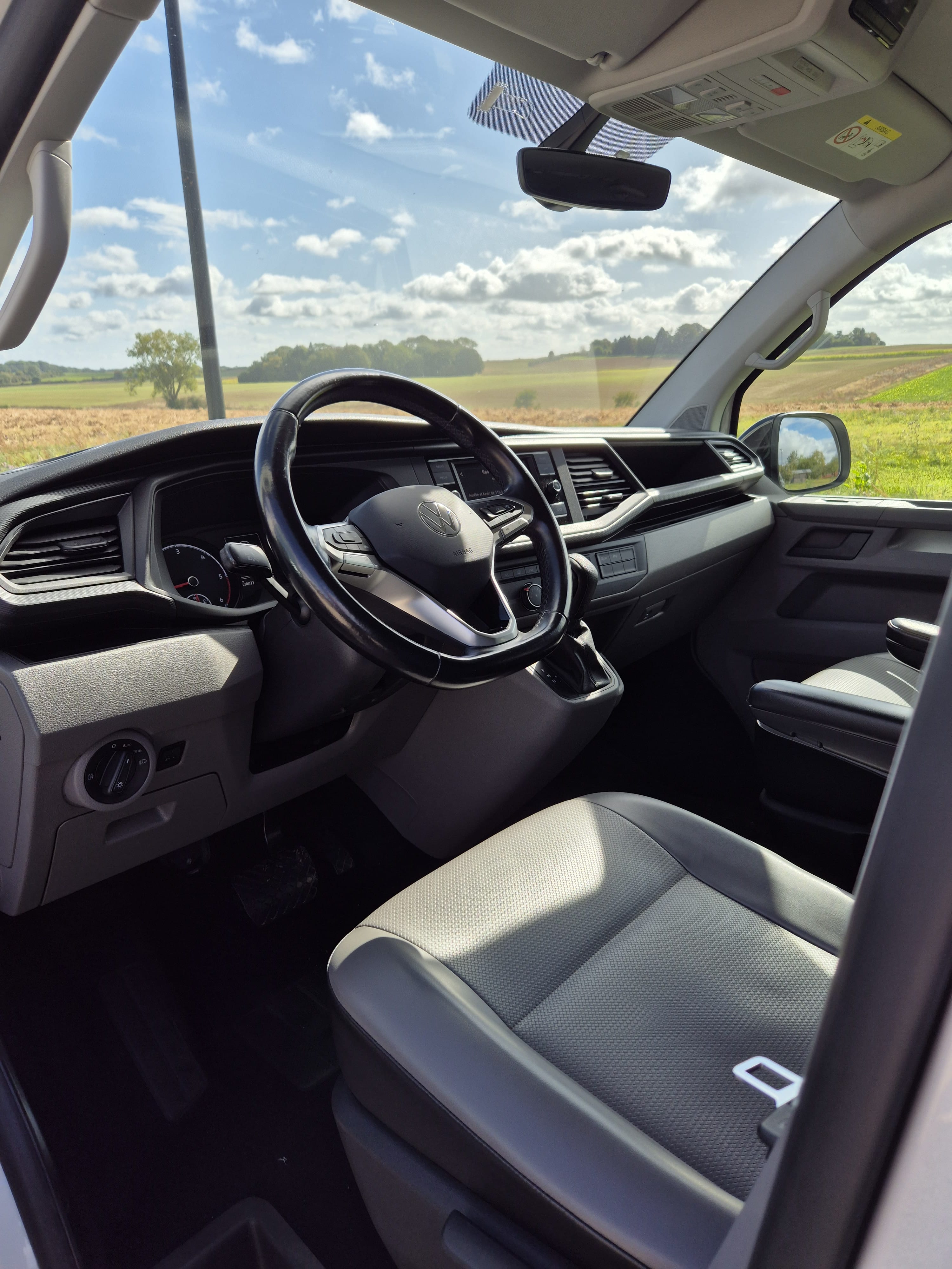 Volkswagen Transporter Combi avec Audio Bluetooth