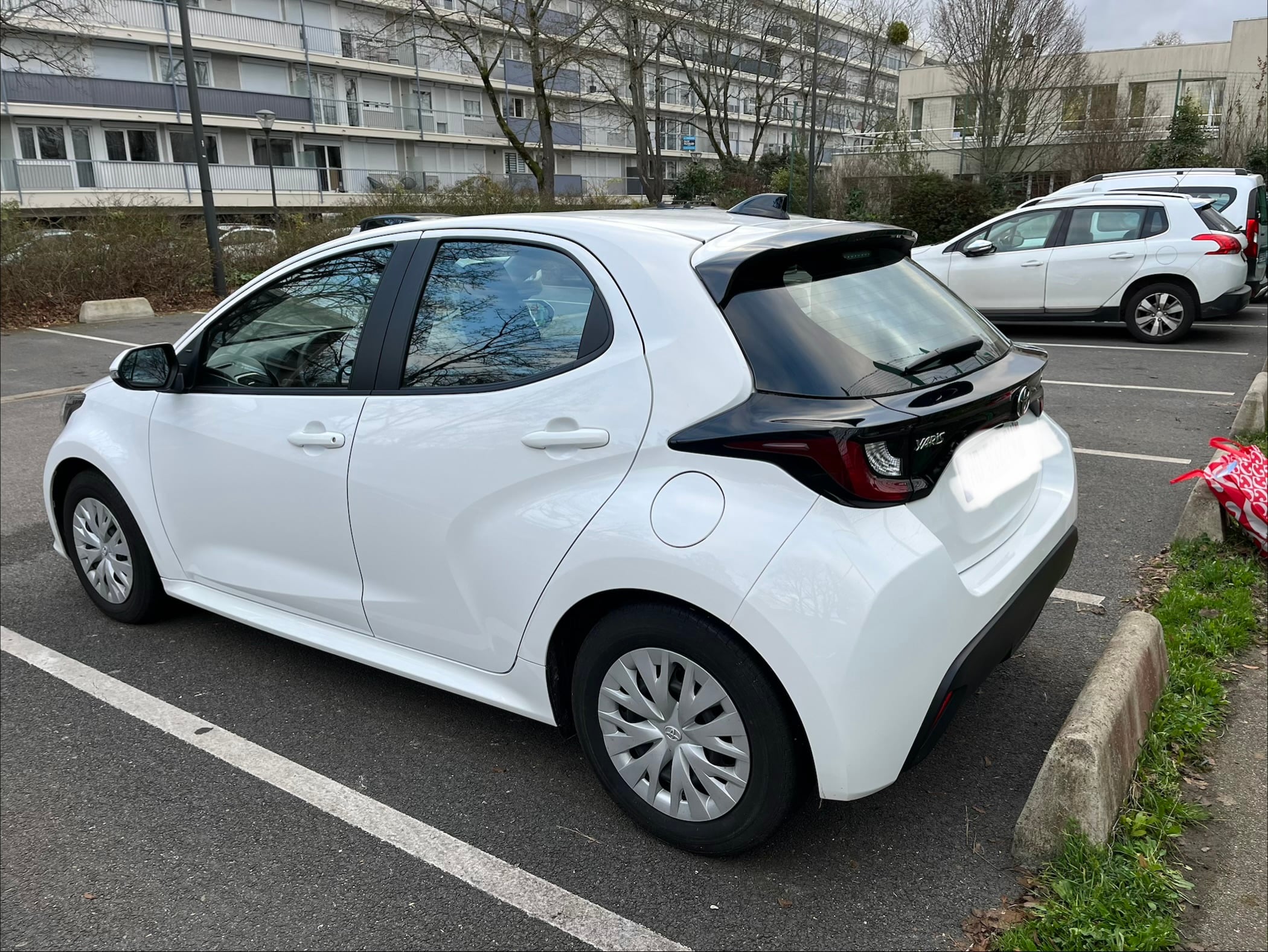 Toyota Yaris Hybride avec GPS