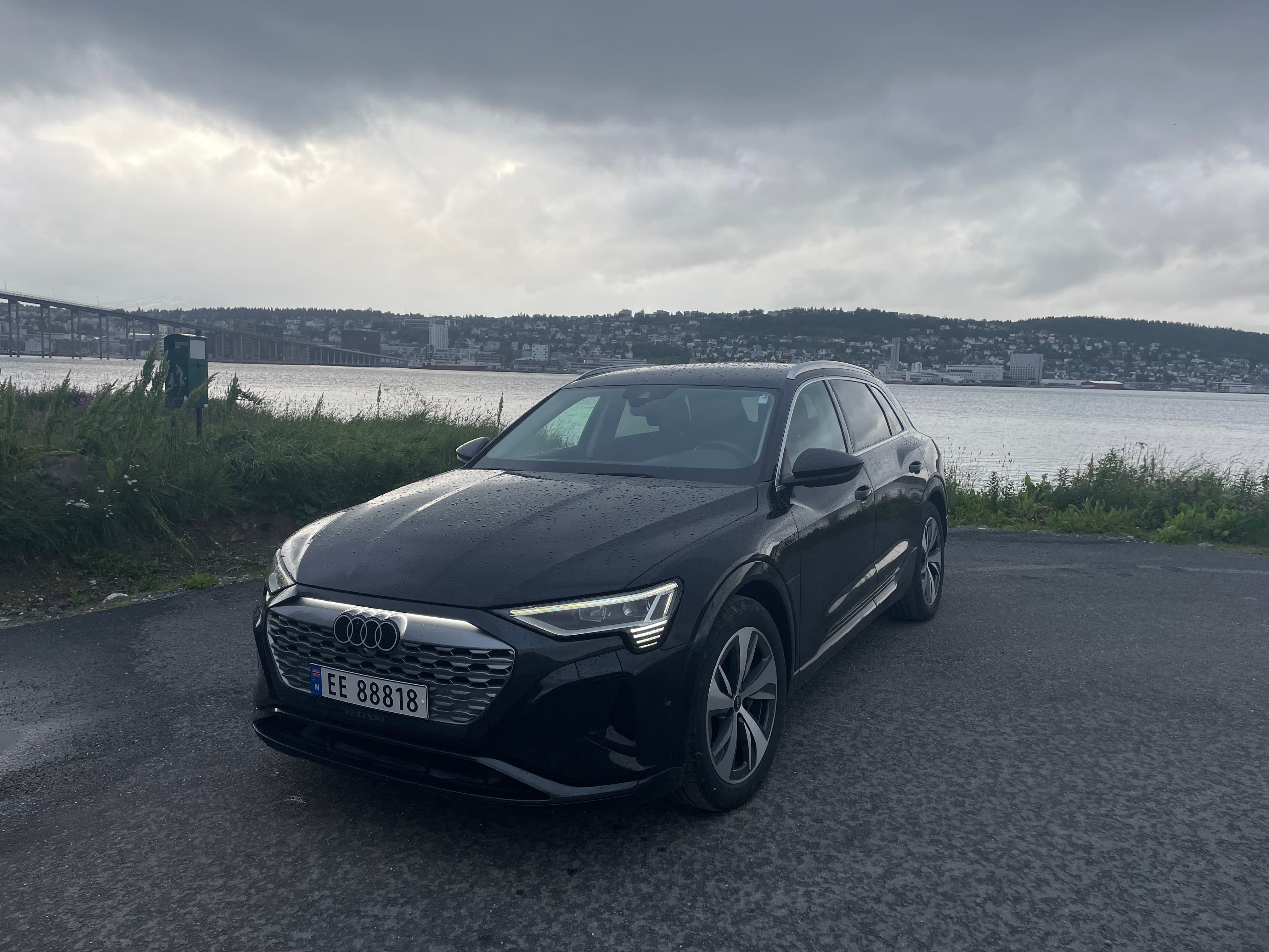 Audi Q8 50 e-tron med Aircondition