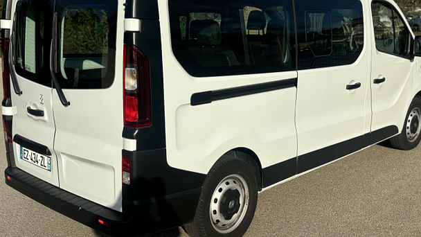 Renault Trafic avec Siège bébé