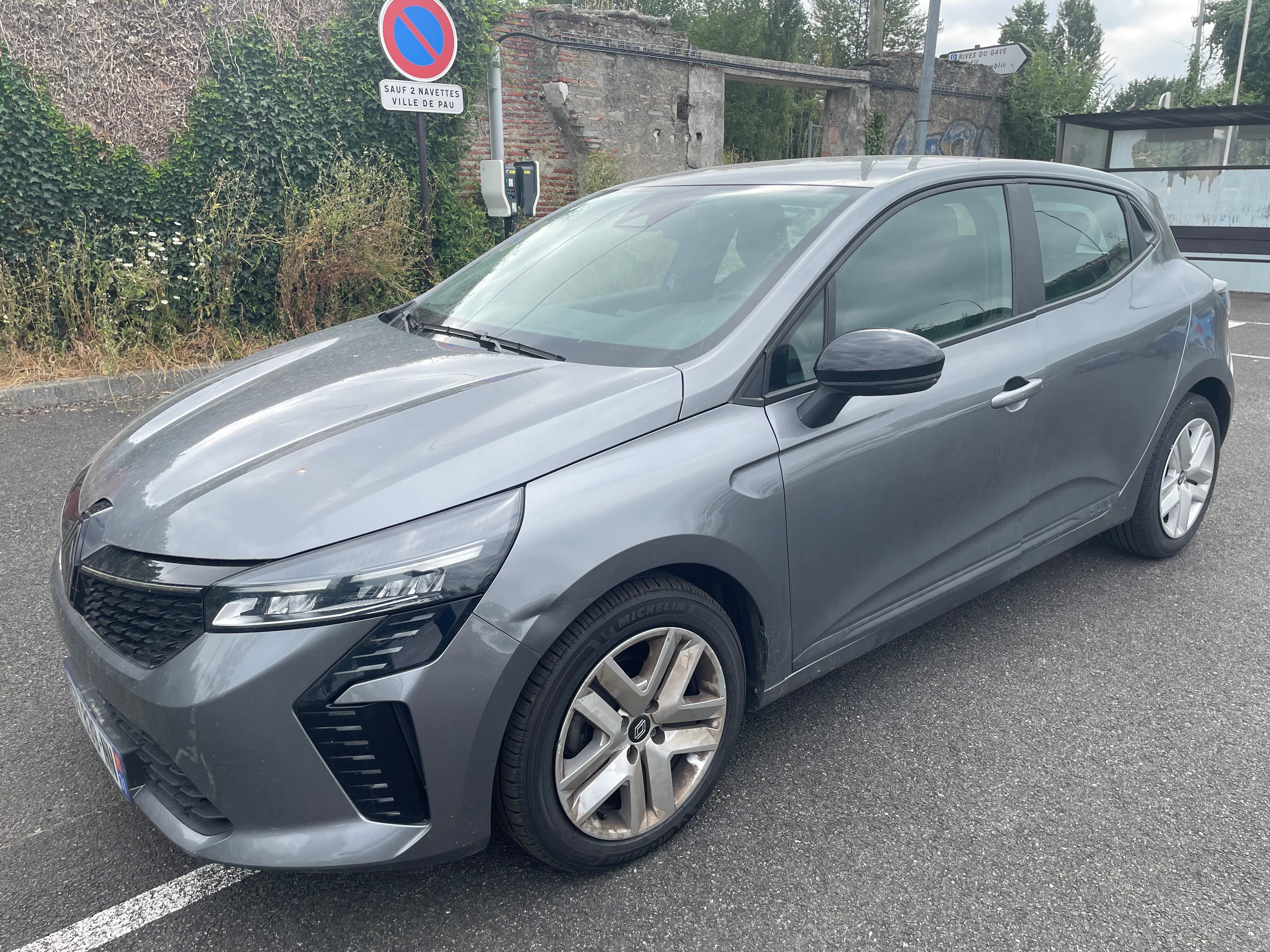 Renault Clio, 2024, Essence 95