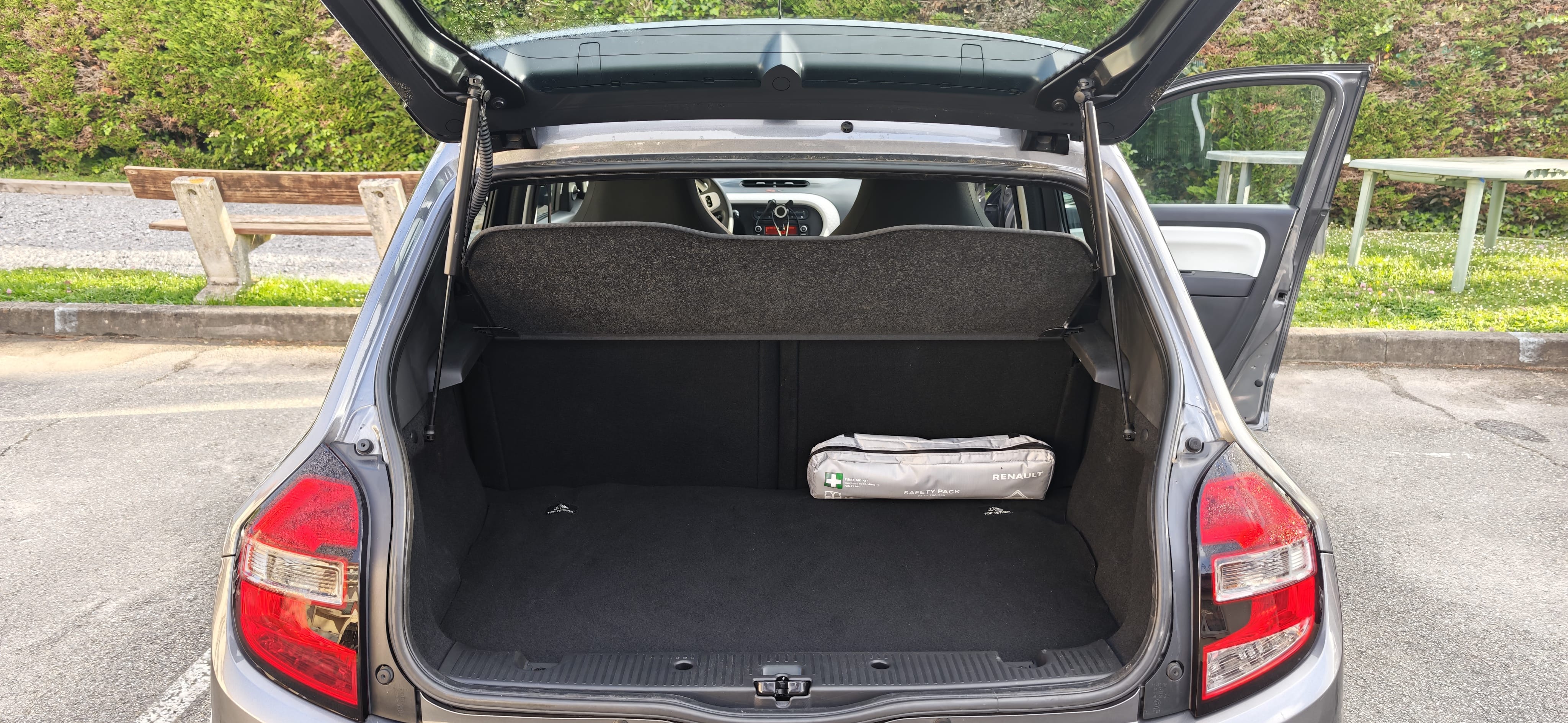 Renault Twingo II avec Autoradio