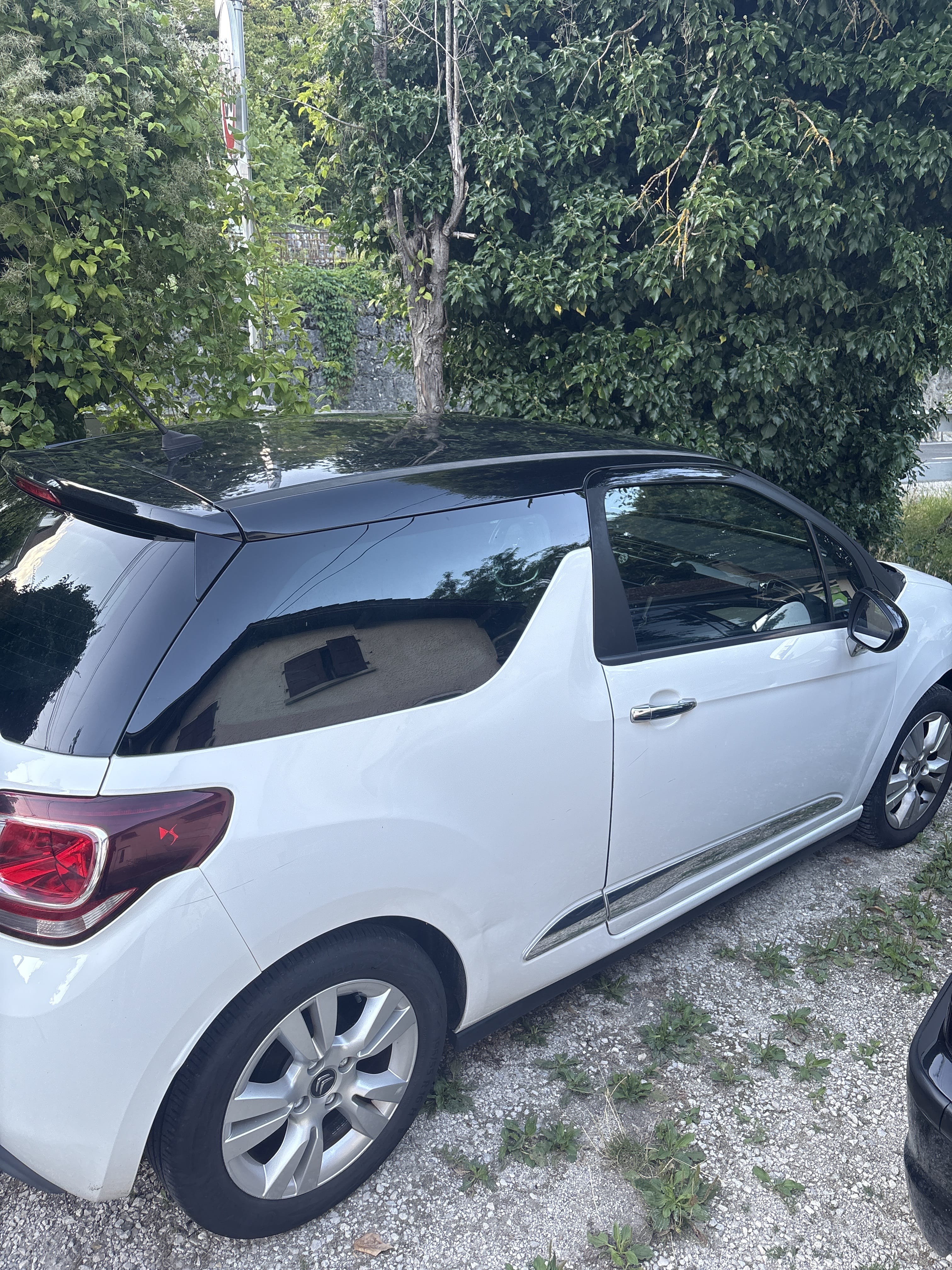 Citroen DS3 1.2vti avec Climatisation