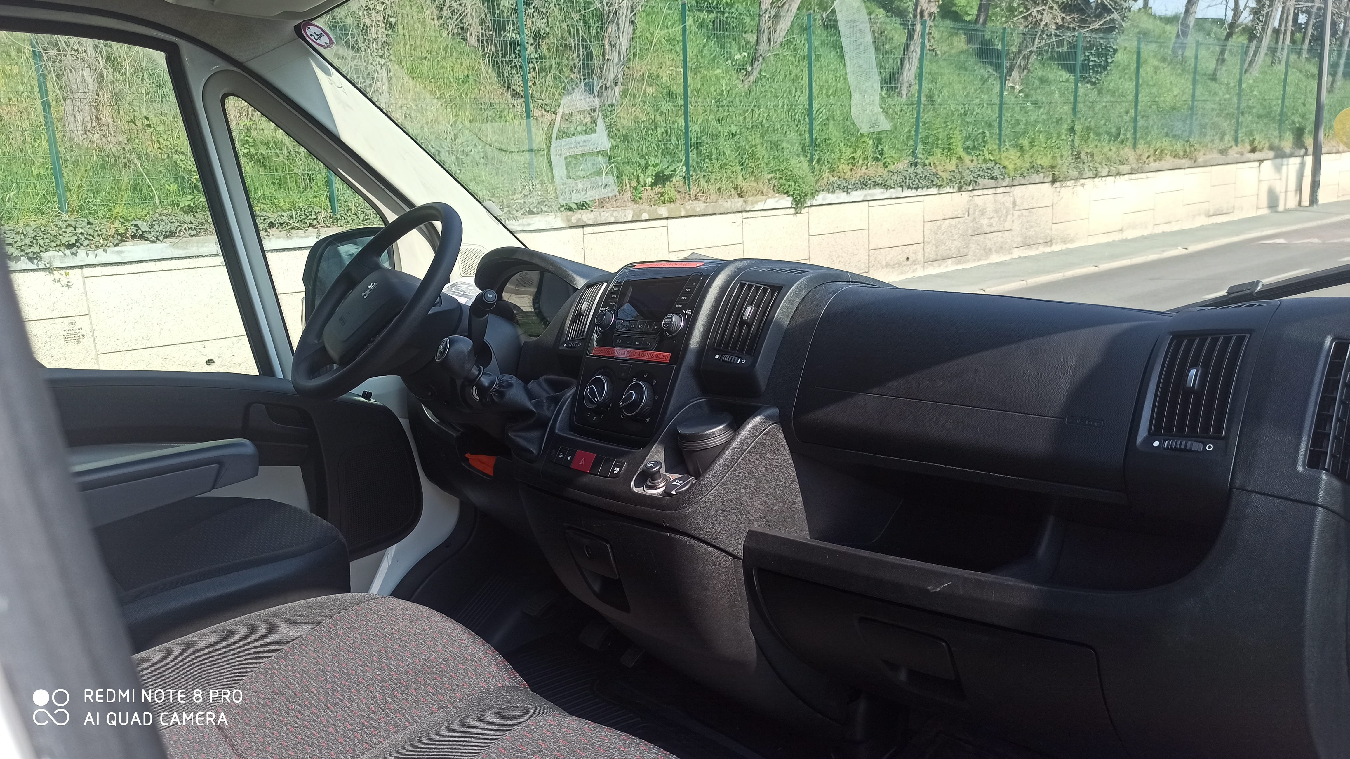 Peugeot Boxer L3H2 2.0 BlueHDI 110 PRO avec Entrée audio / iPod