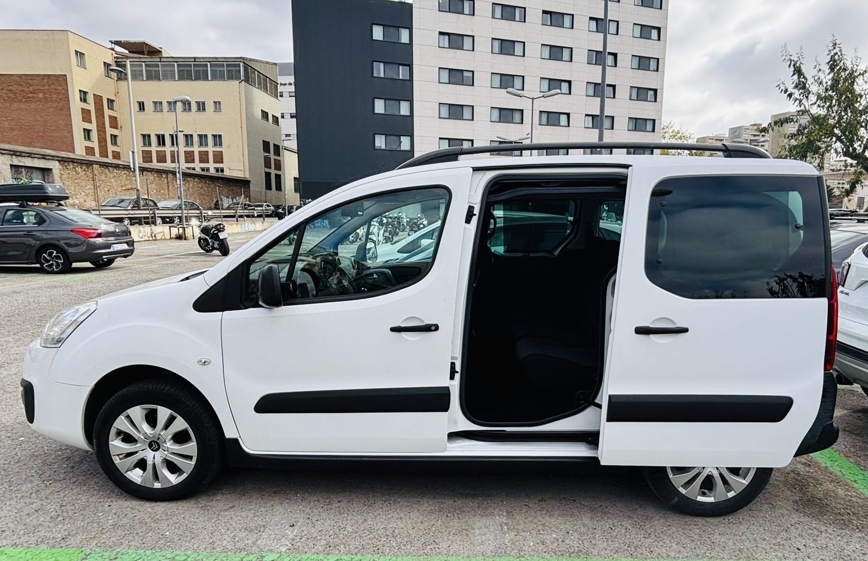 Citroen Berlingo con Aire acondicionado