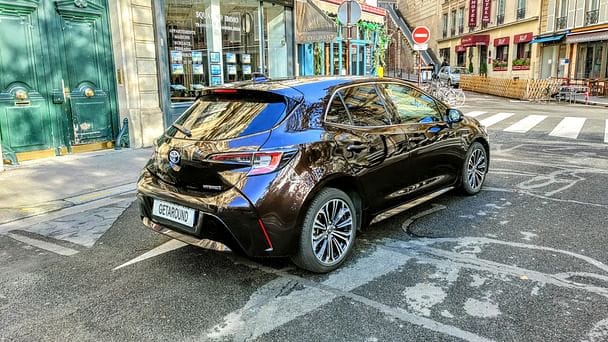 Toyota Corolla Hybride avec GPS