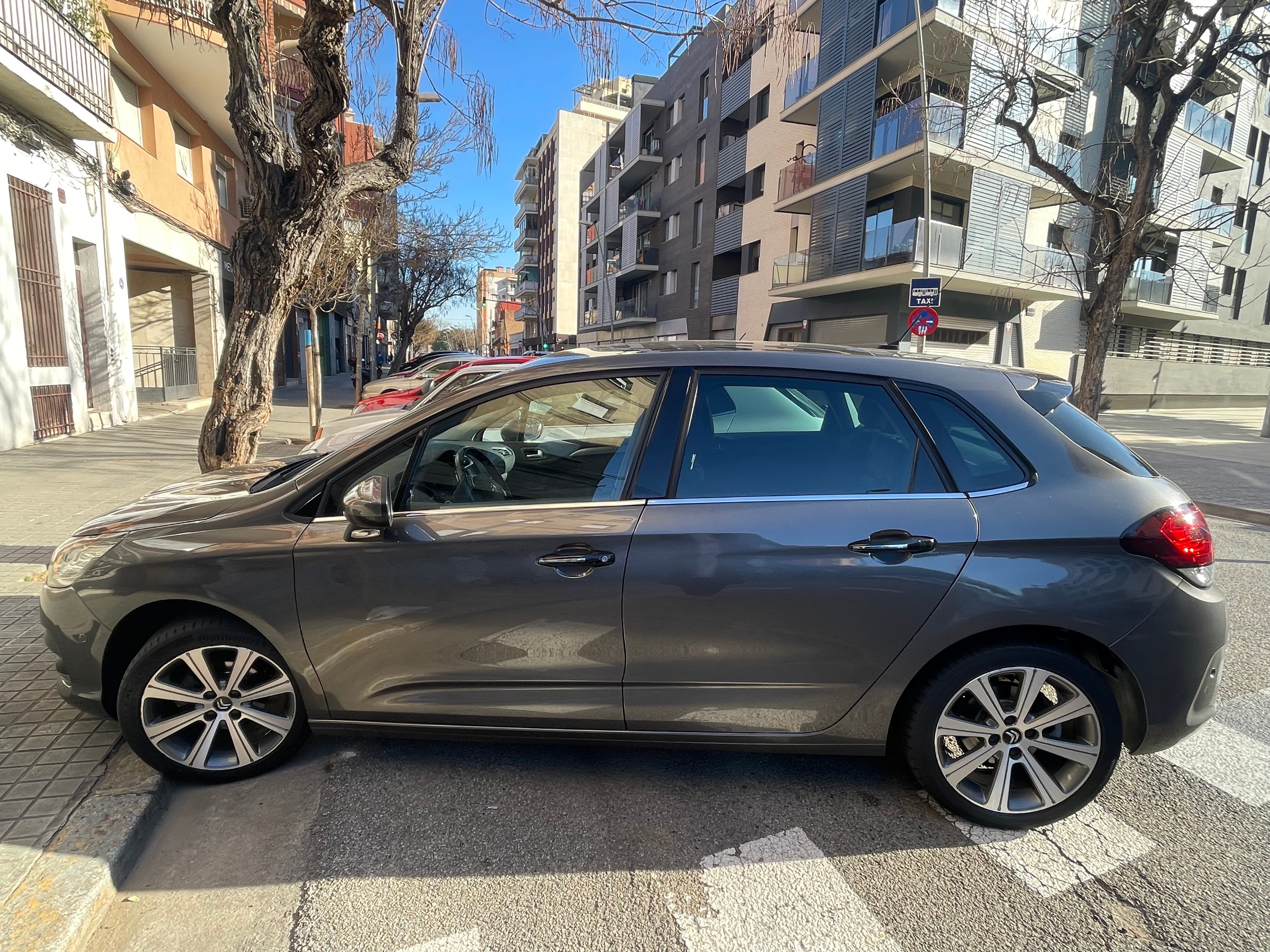 Citroen C4 med Aircondition