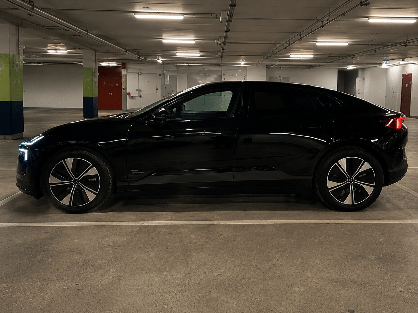 Polestar 4 Long Range Dual Motor med Aircondition