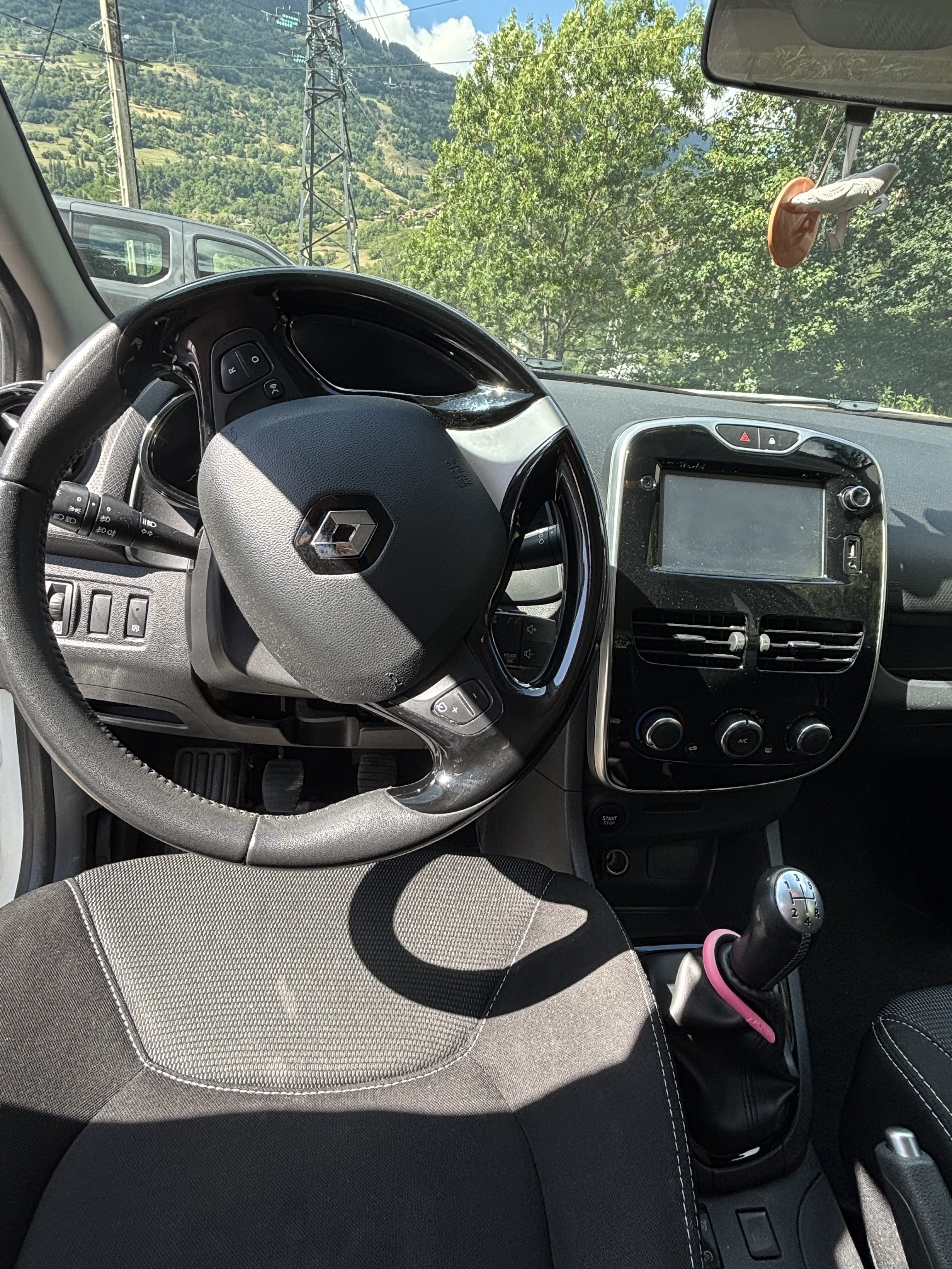 Renault Clio avec GPS