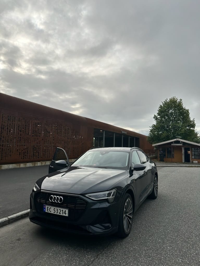 Audi e-tron Sportback avec Quatre roues motrices