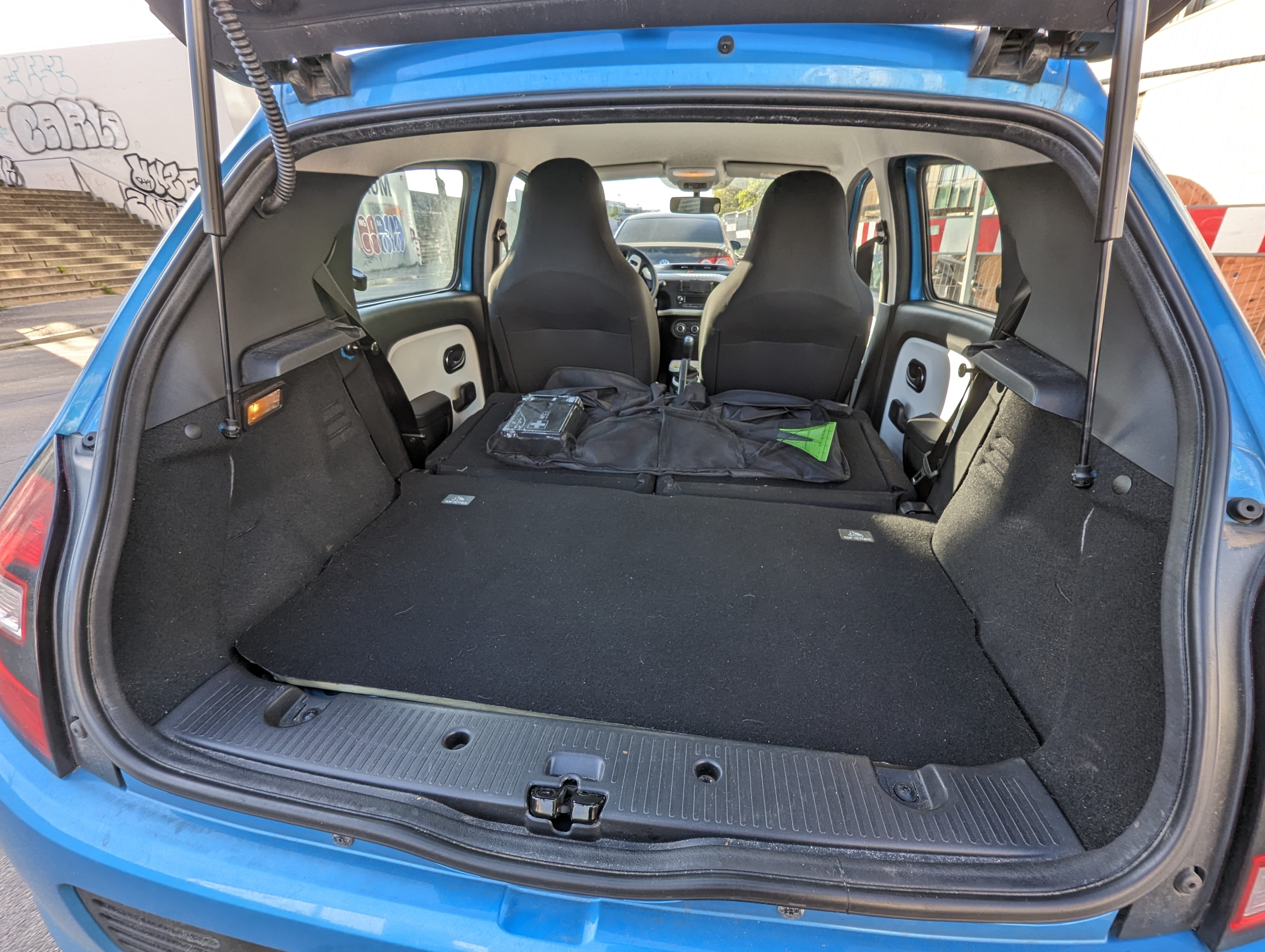 Renault Twingo with Audio / iPod input