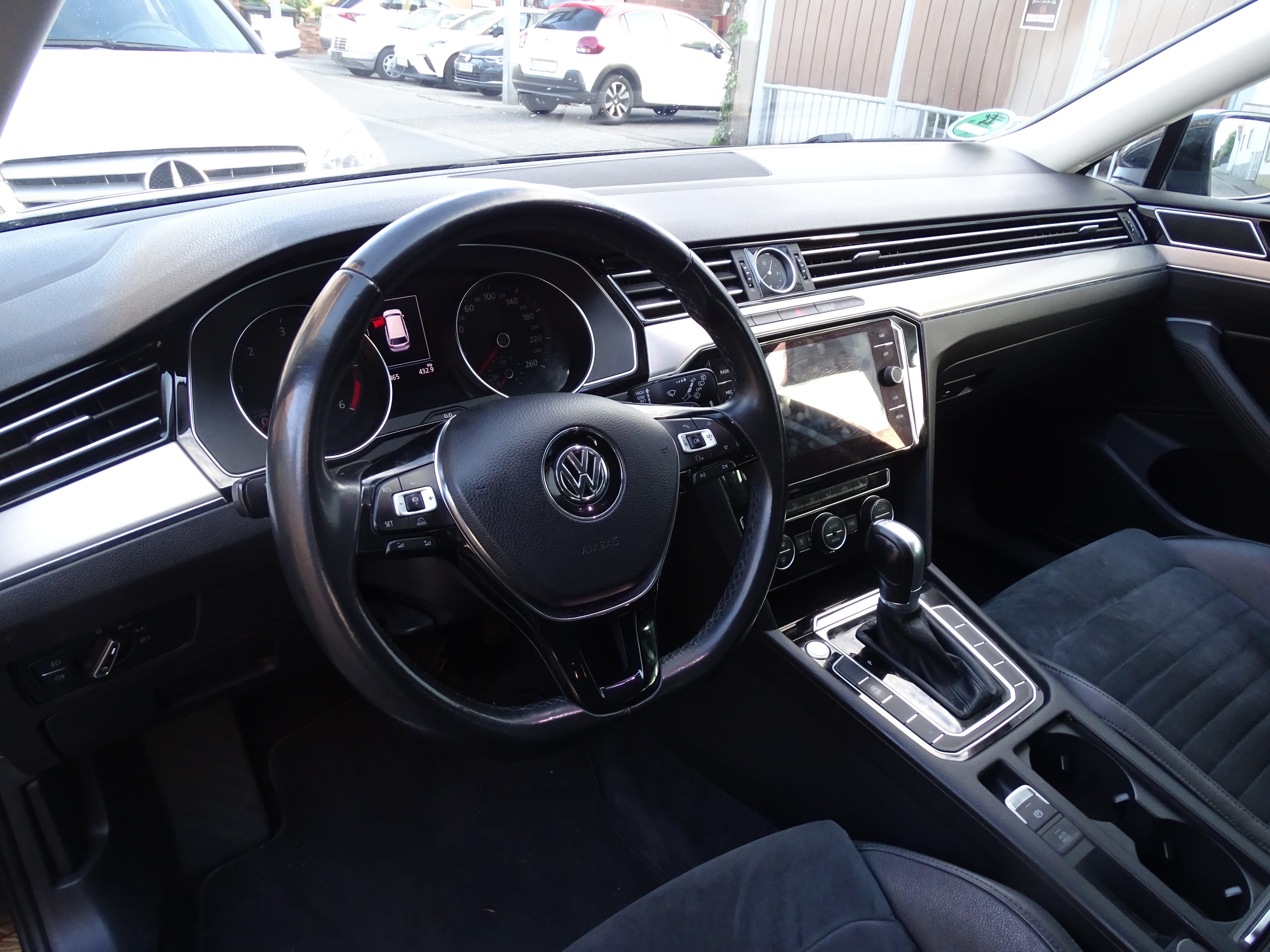 Volkswagen Passat avec GPS