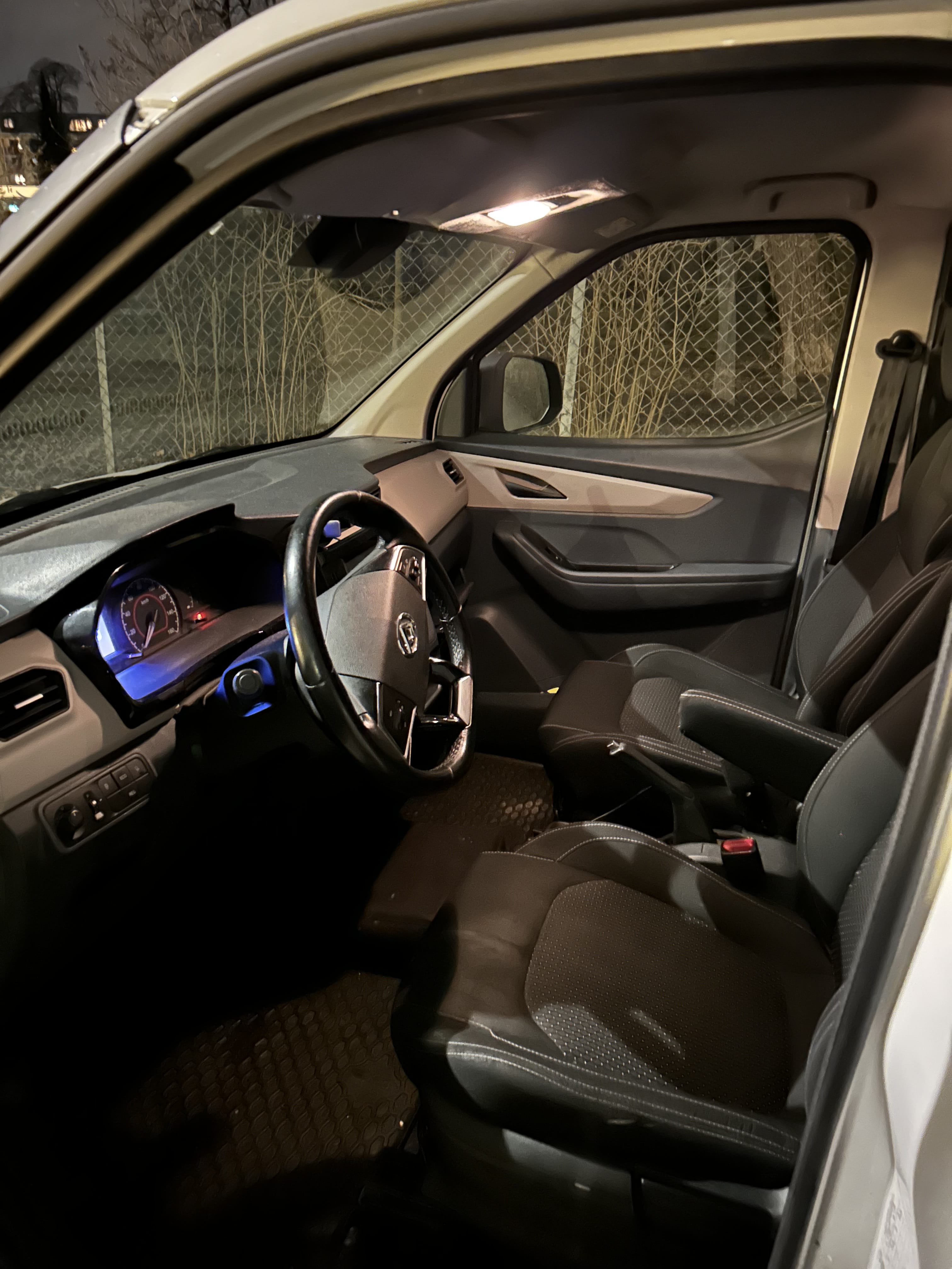 Maxus eDeliver 3 with GPS