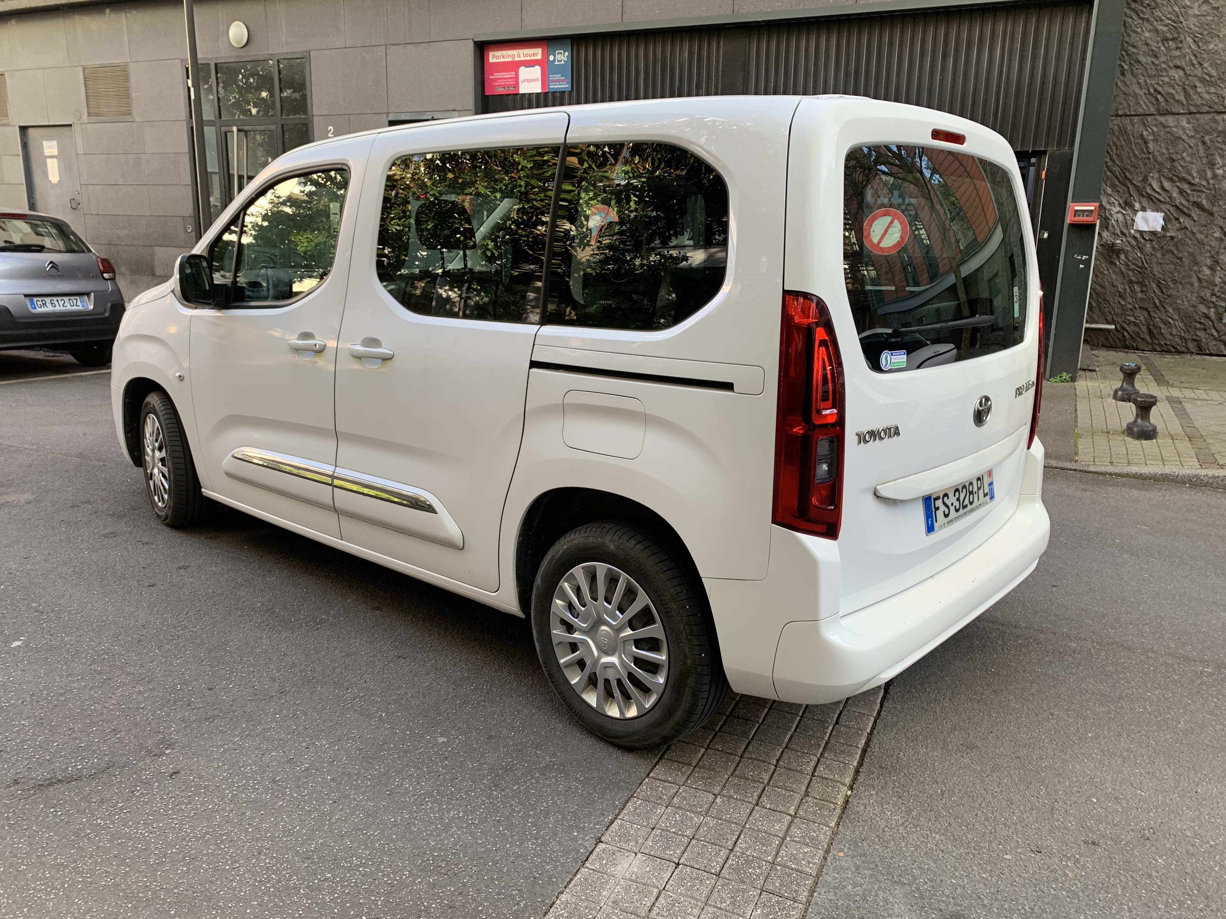 Toyota Proace City Verso avec Régulateur de vitesse