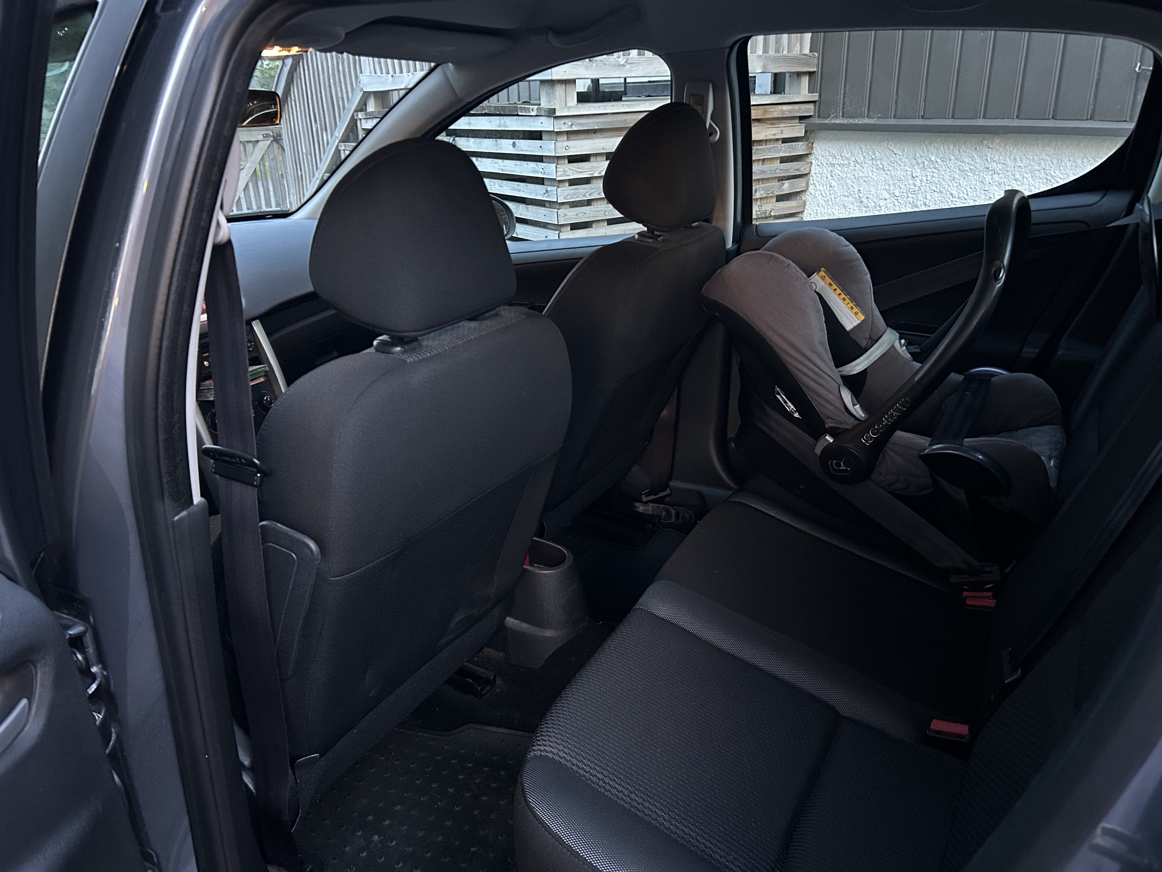 Peugeot 207 med Vinterdekk