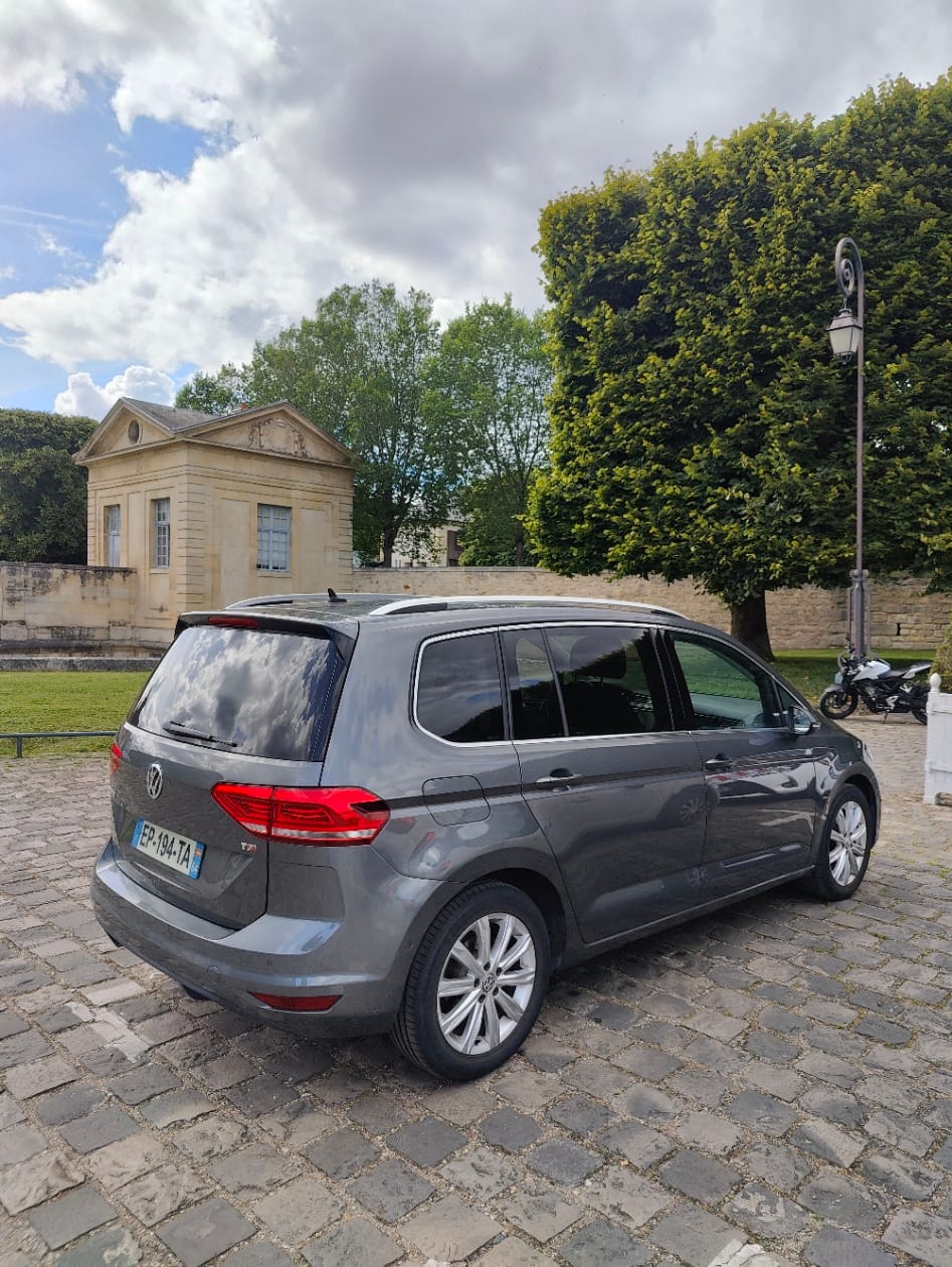 Volkswagen Touran 1.4 tfsi avec Climatisation