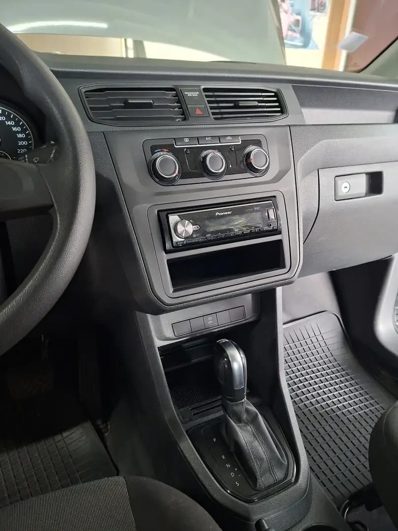 Volkswagen Caddy avec Accessible fauteuil roulant