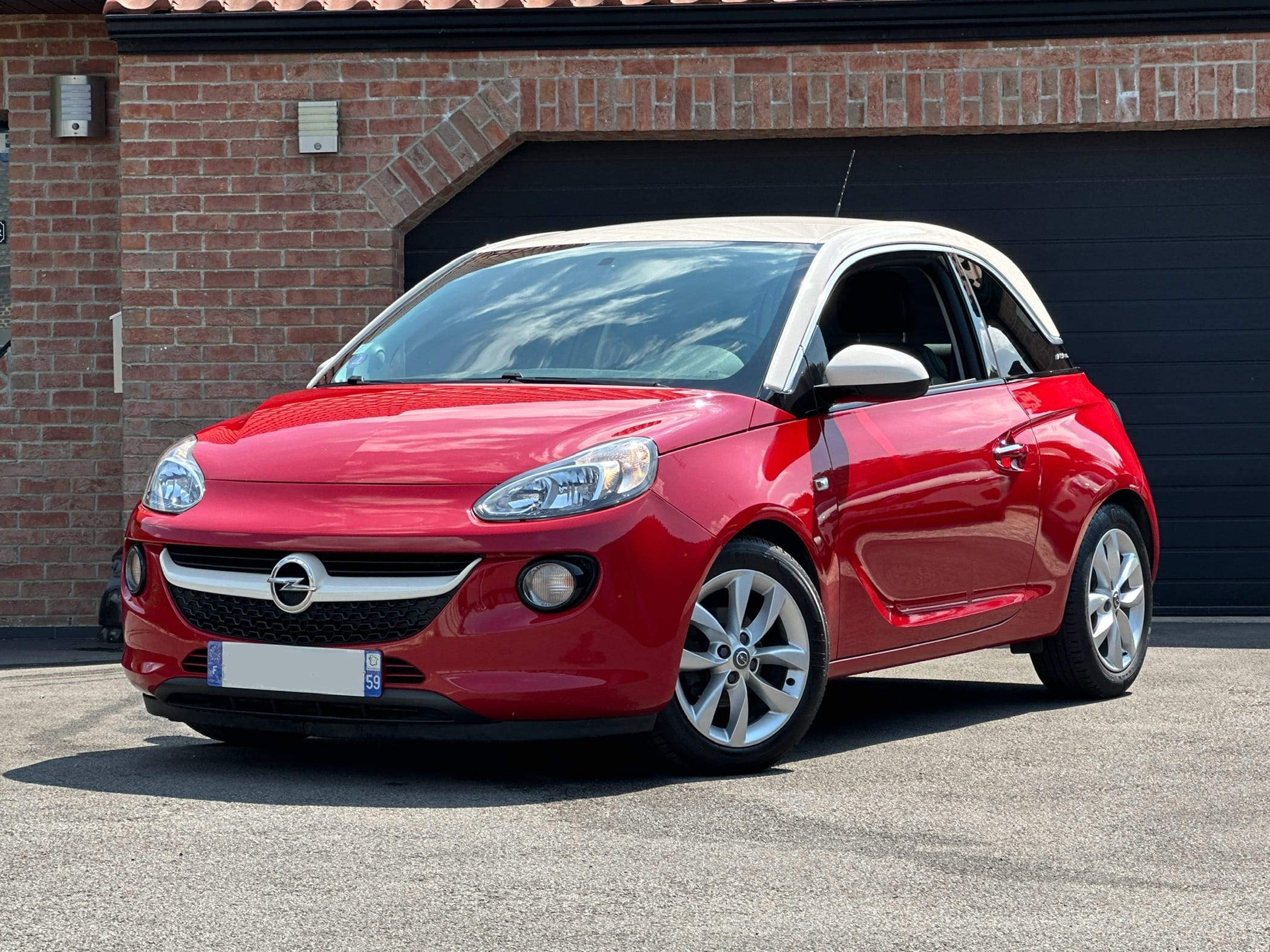 Opel Adam, 2016, Essence 95