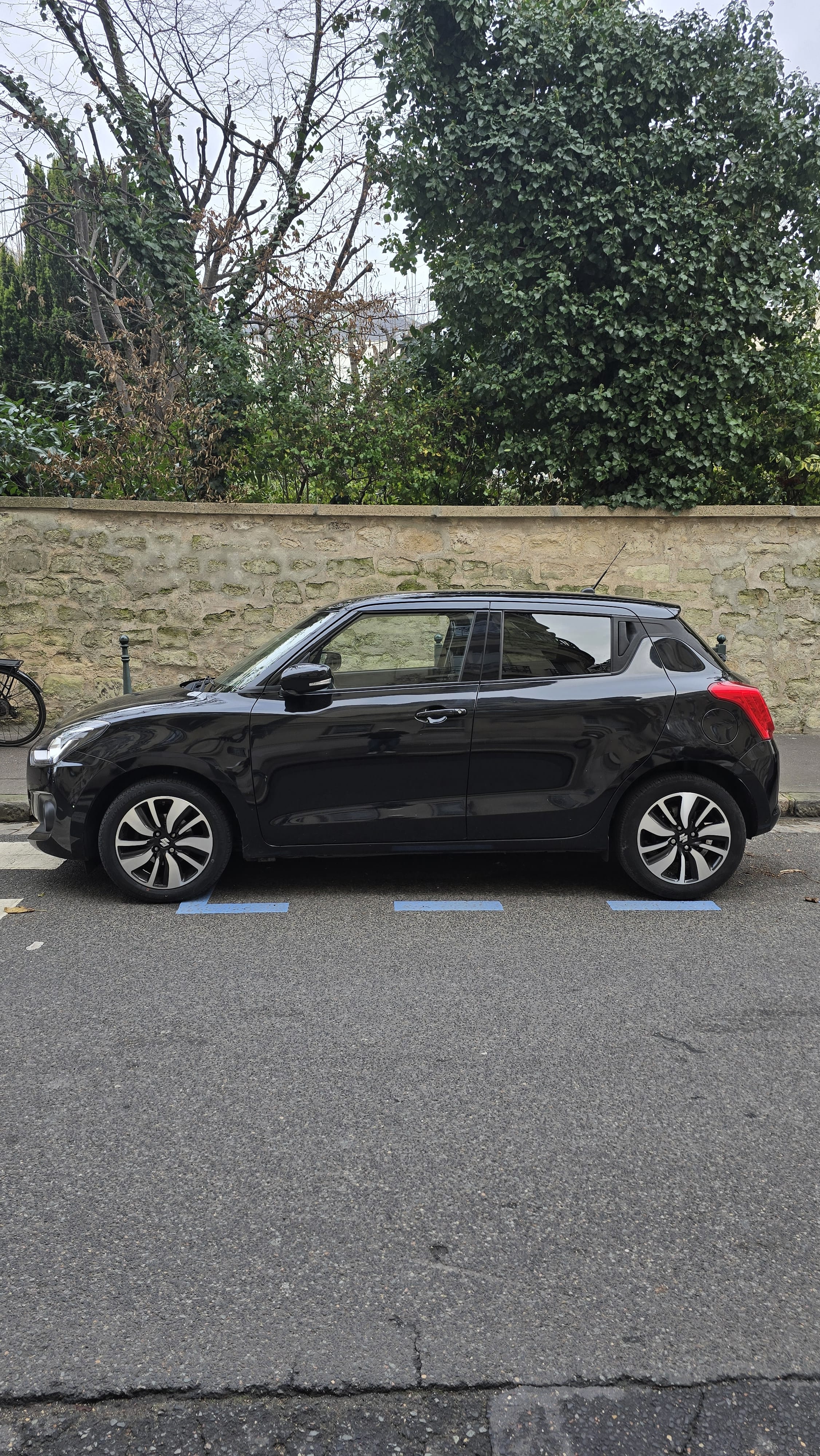 Suzuki Swift 1.0 Boosterjet Hybrid SHVS 111ch Pack Euro6d-T avec GPS