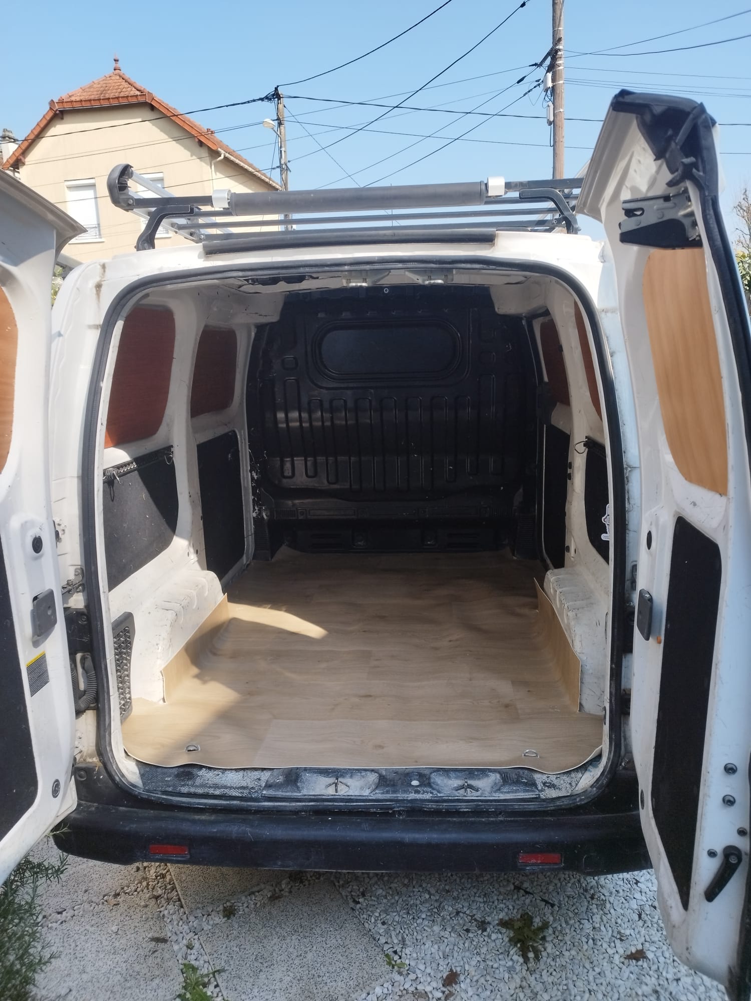 Nissan NV200