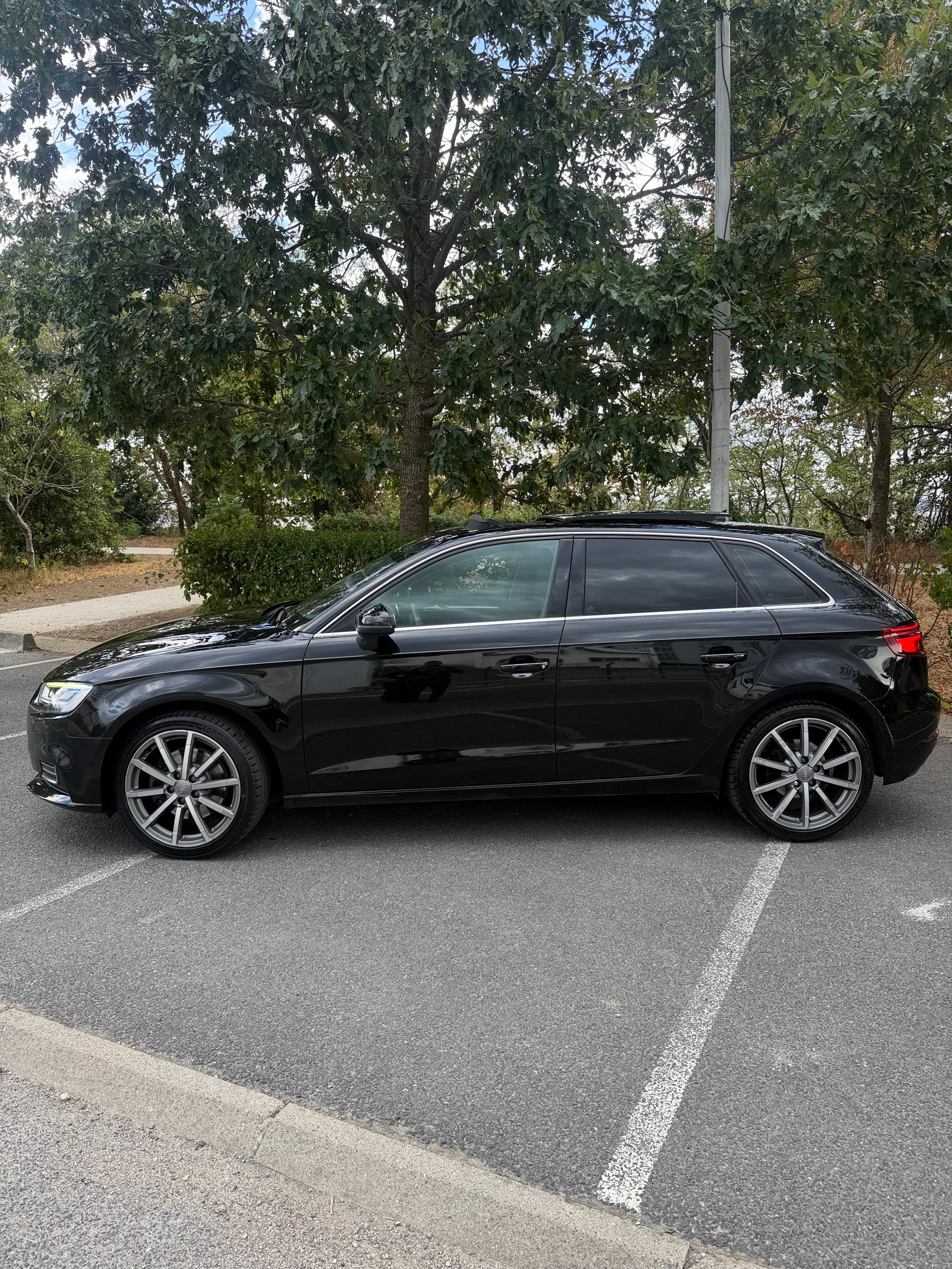 Audi A3 Premium 40 TFSI 2l avec Climatisation
