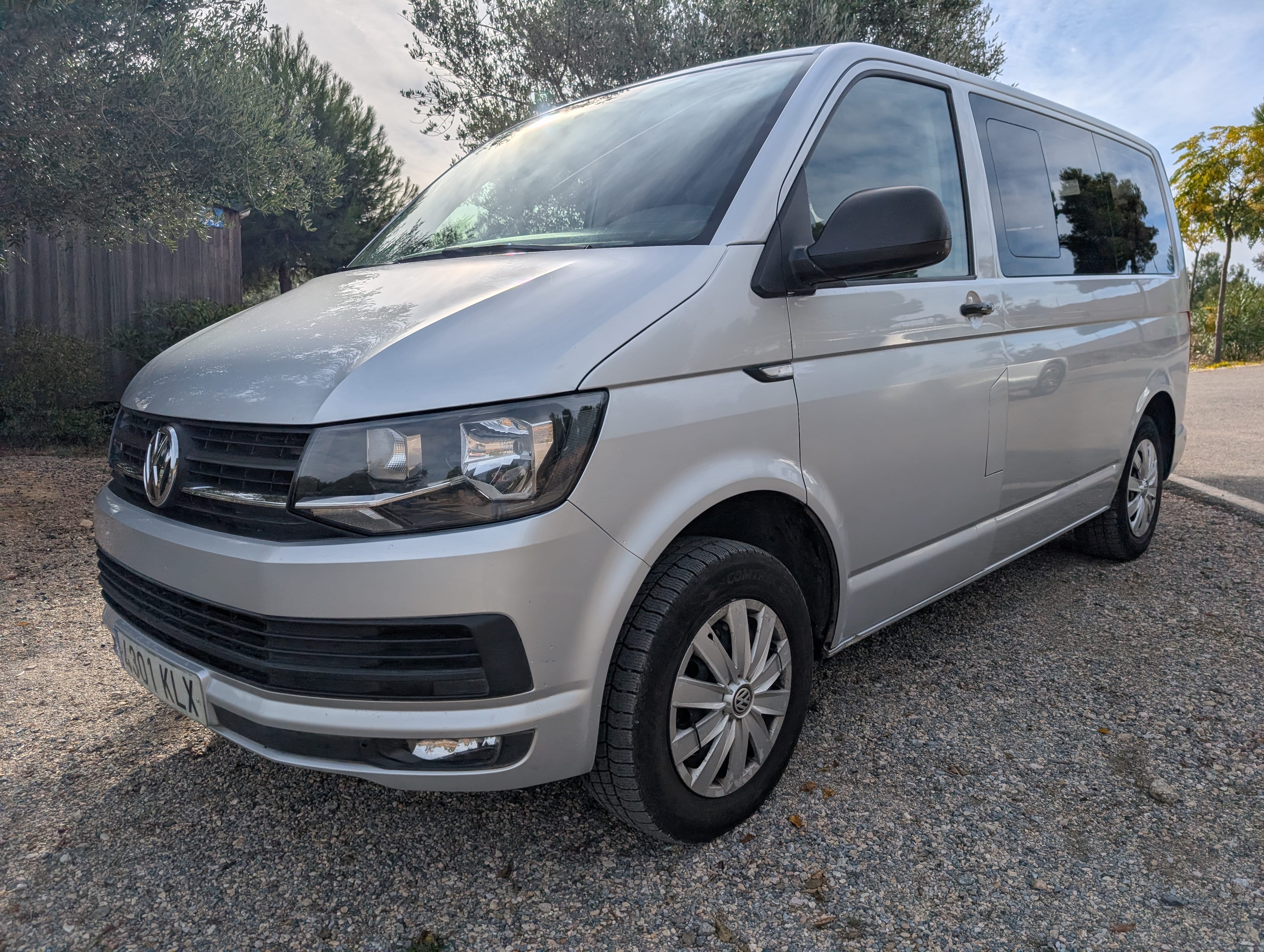 Volkswagen Caravelle, 2018, Diesel, 9 plazas y más