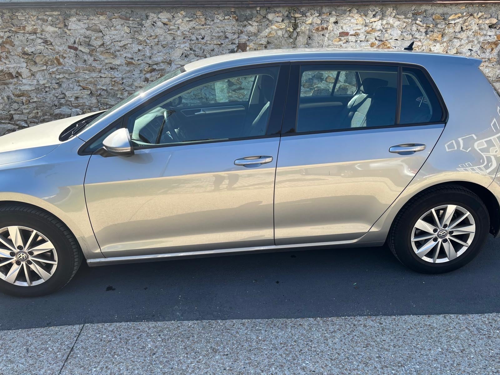 Volkswagen Golf avec Climatisation