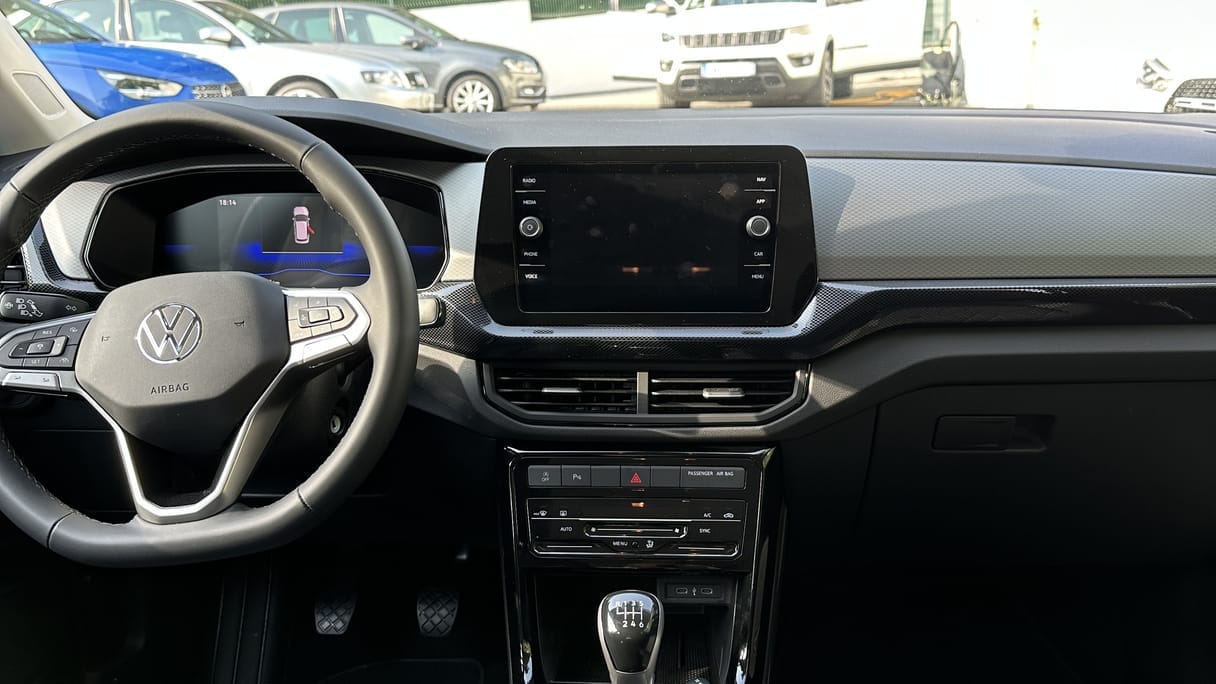 Volkswagen T-Cross avec GPS