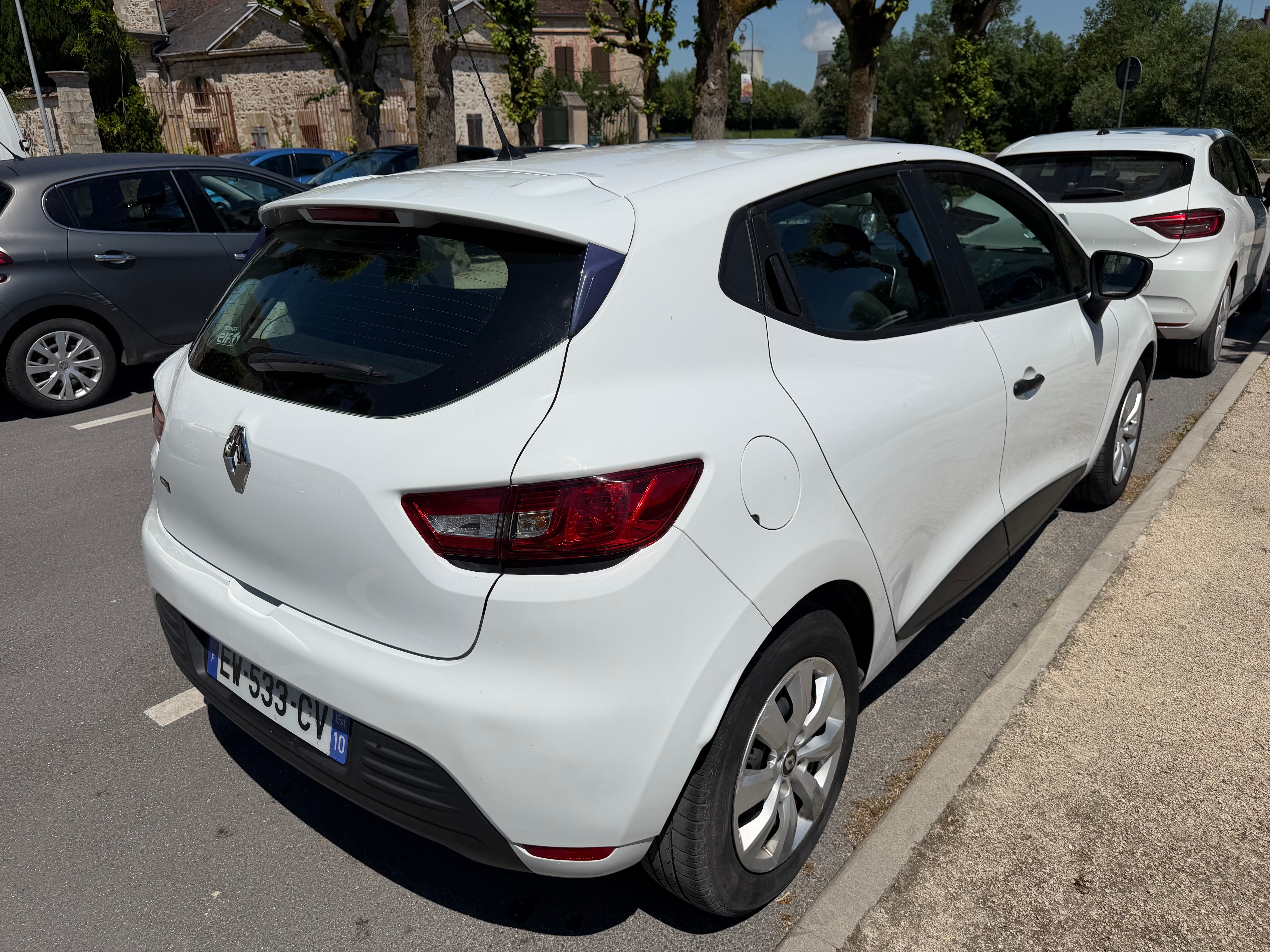 Renault Clio avec GPS