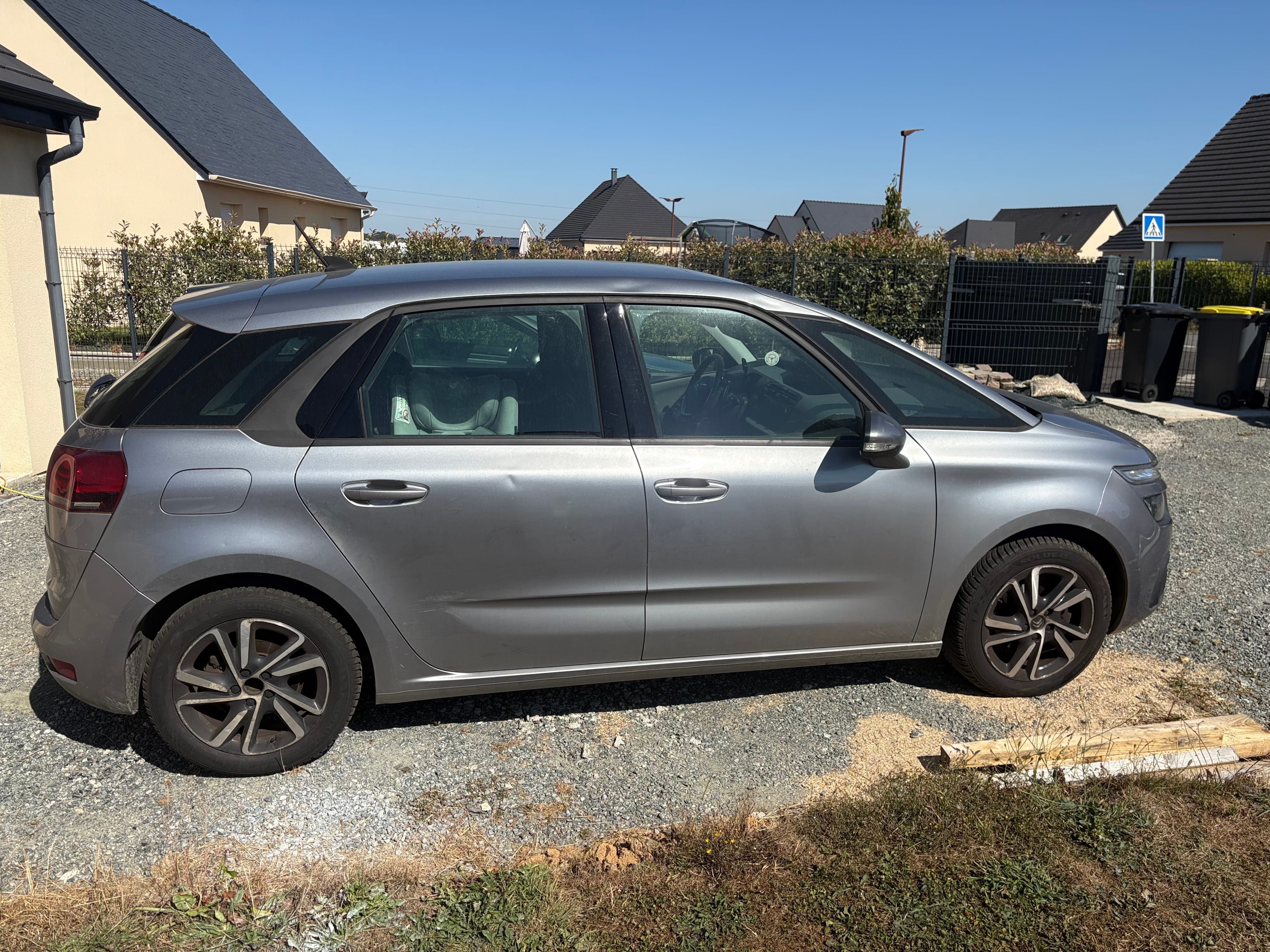 Citroen C4 Spacetourer avec Climatisation