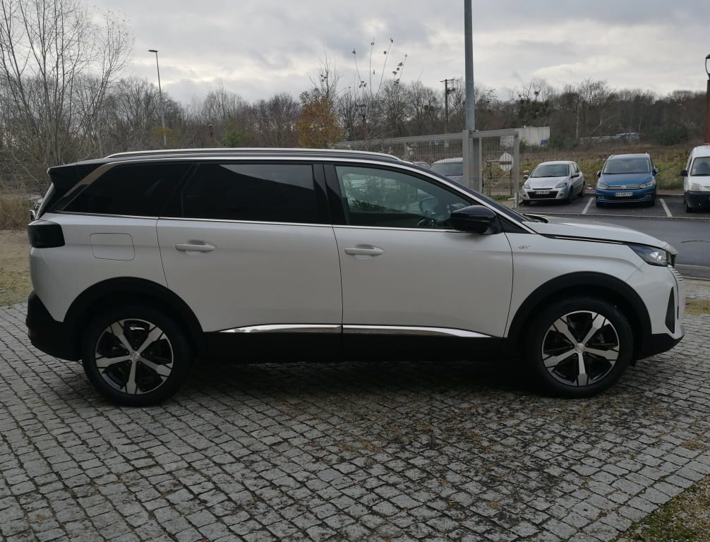 Peugeot 5008 avec Climatisation