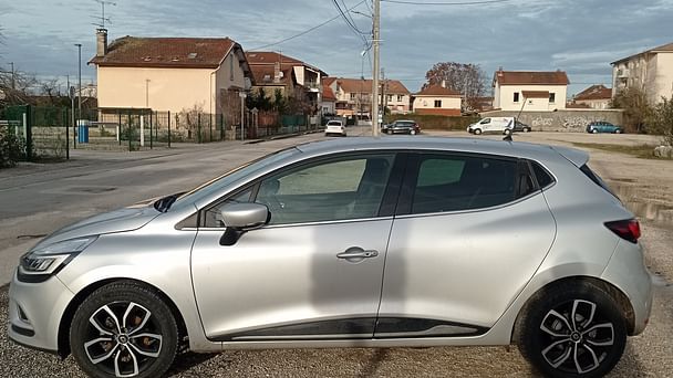 Renault Clio avec GPS