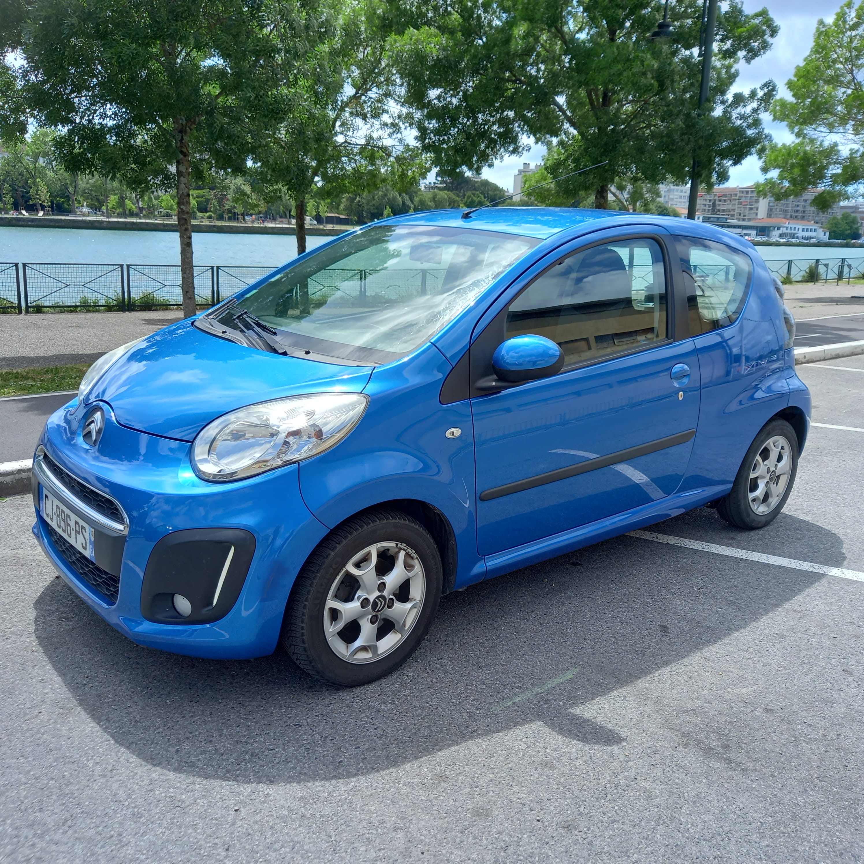 Citroen C1 EXCLUSIVE BLEUE, 2012, Essence 95