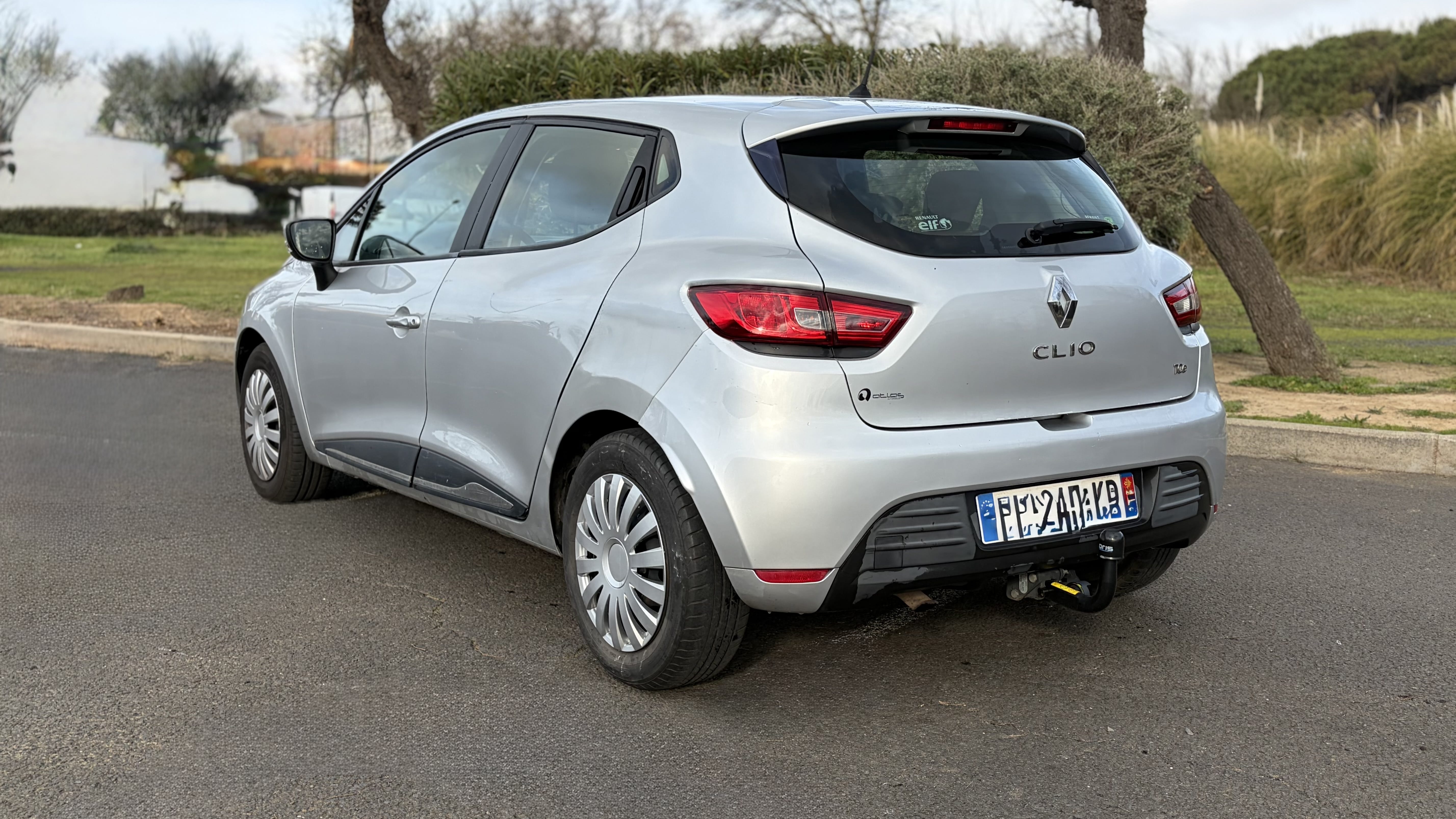 Renault Clio 90 ch essence avec Régulateur de vitesse
