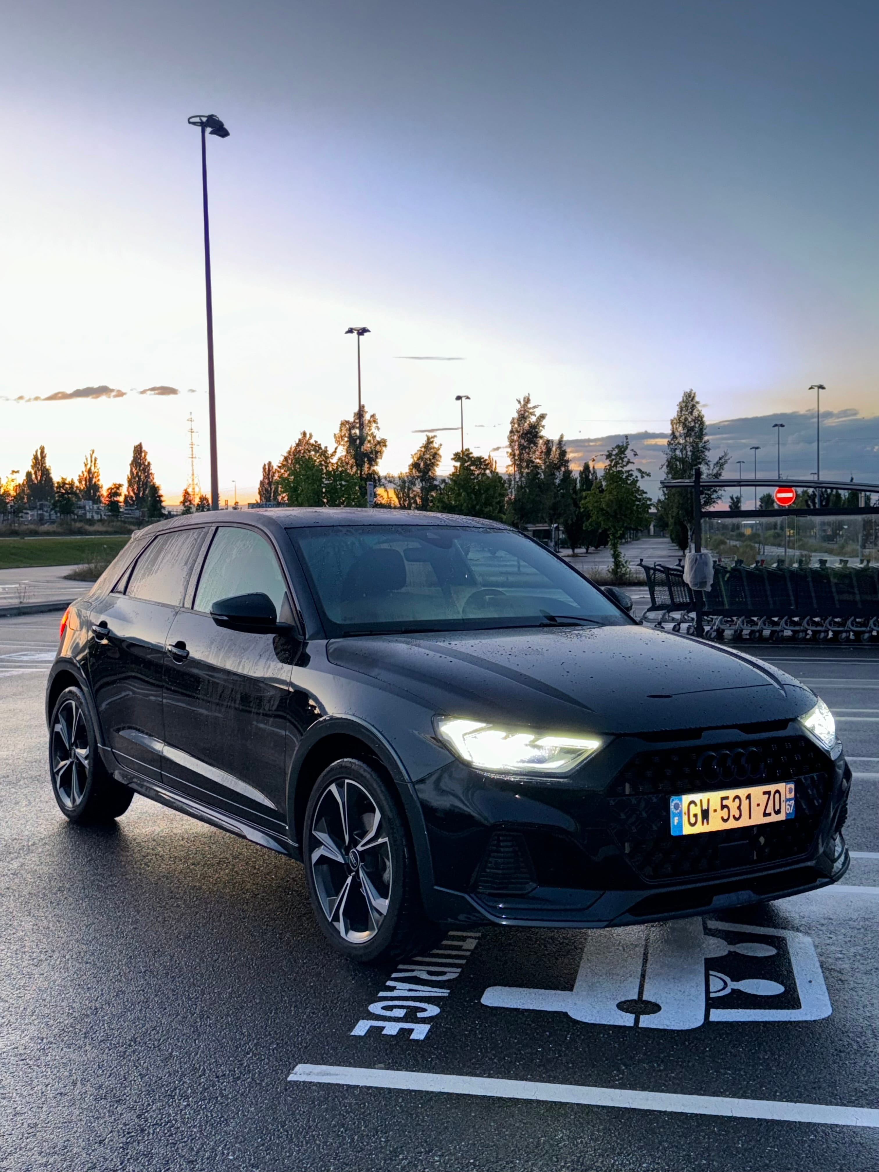 Audi A1 Sportback, 2022, Essence 95, automatique