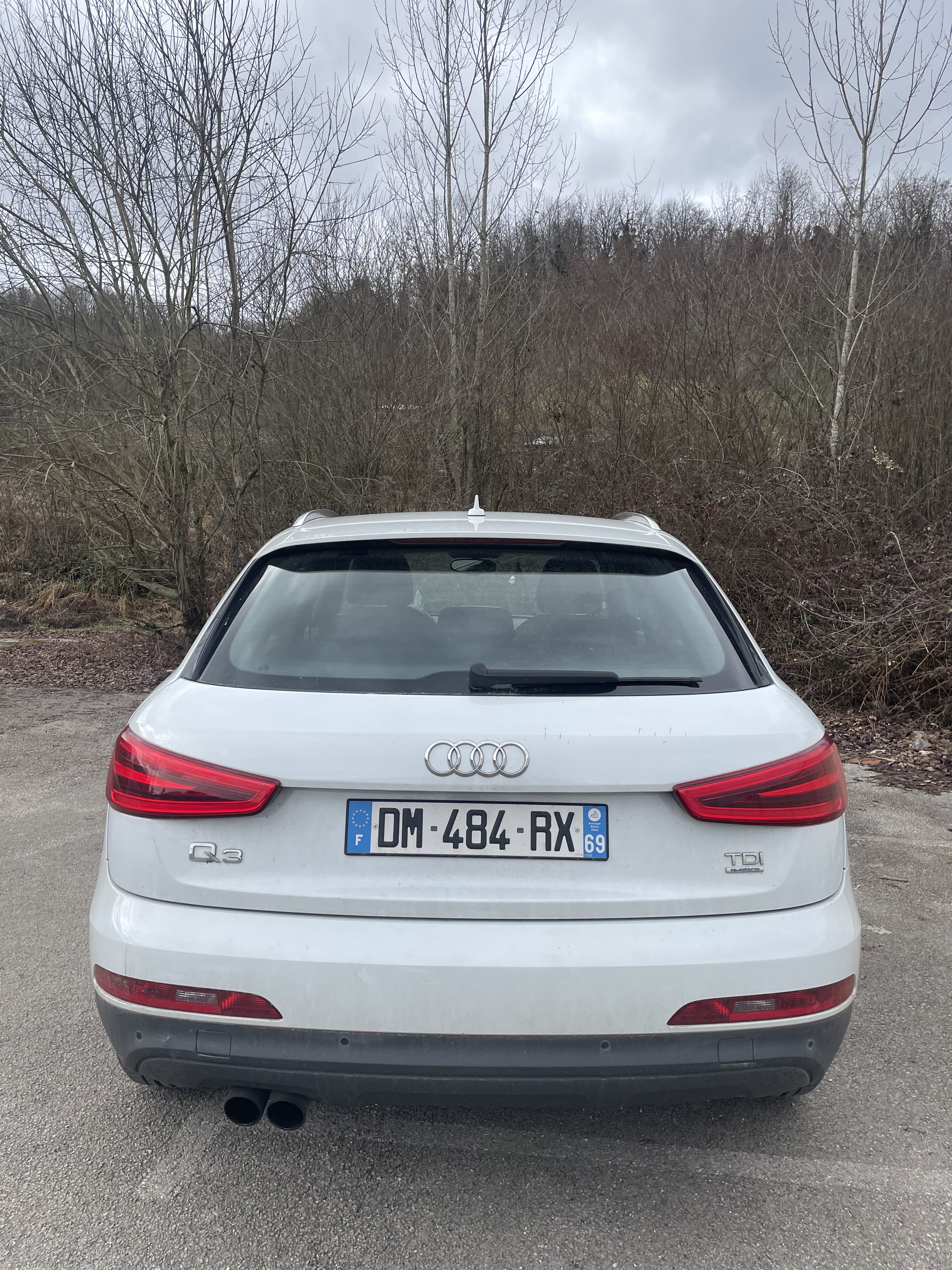 Audi Q3 2l tdi 177ch avec Audio Bluetooth