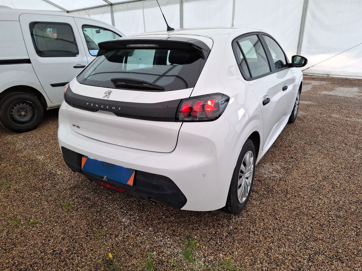 Peugeot 208 1.5 HDI 100 CV avec Climatisation