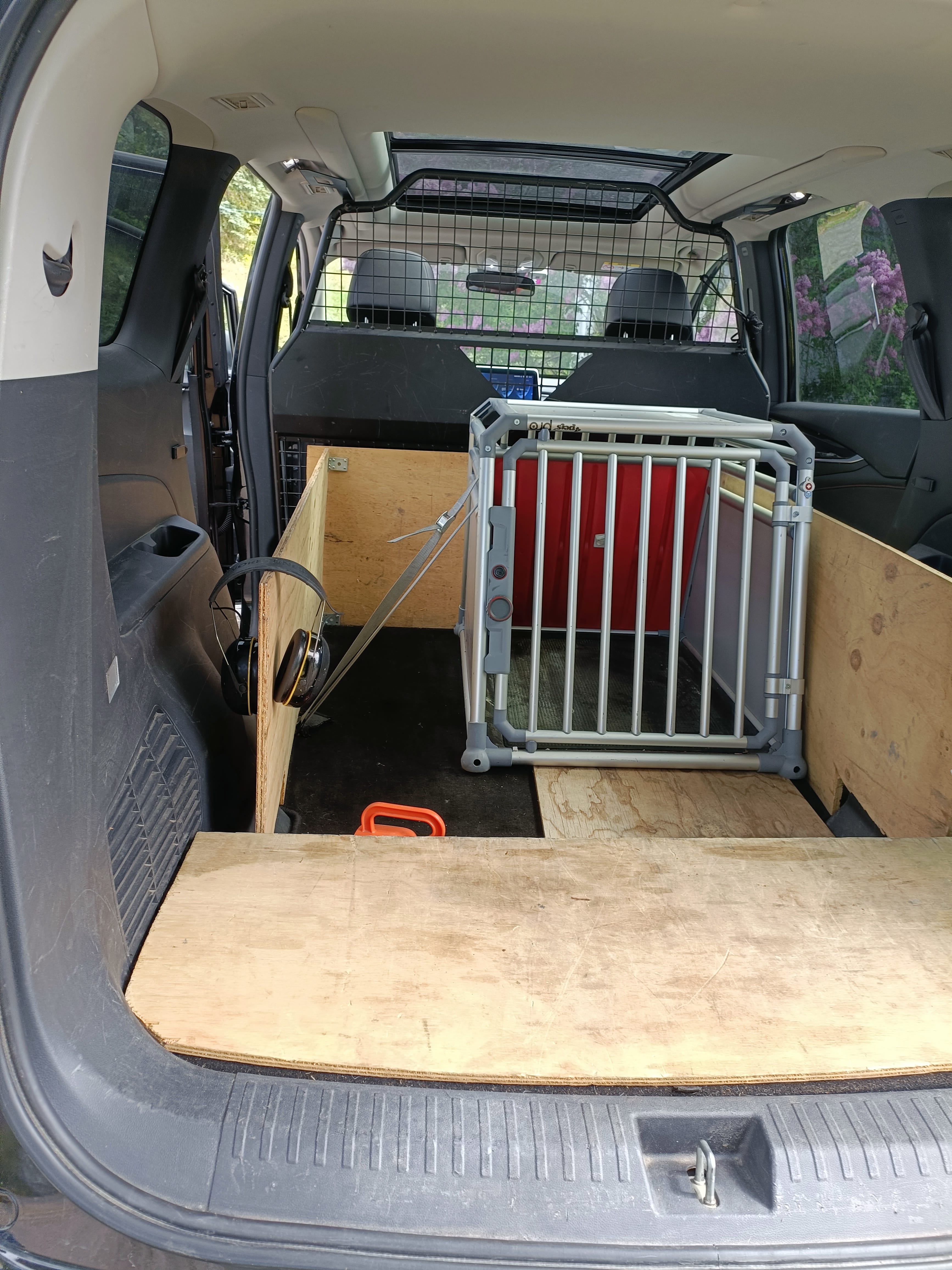 Maxus Euniq med Bluetooth audio