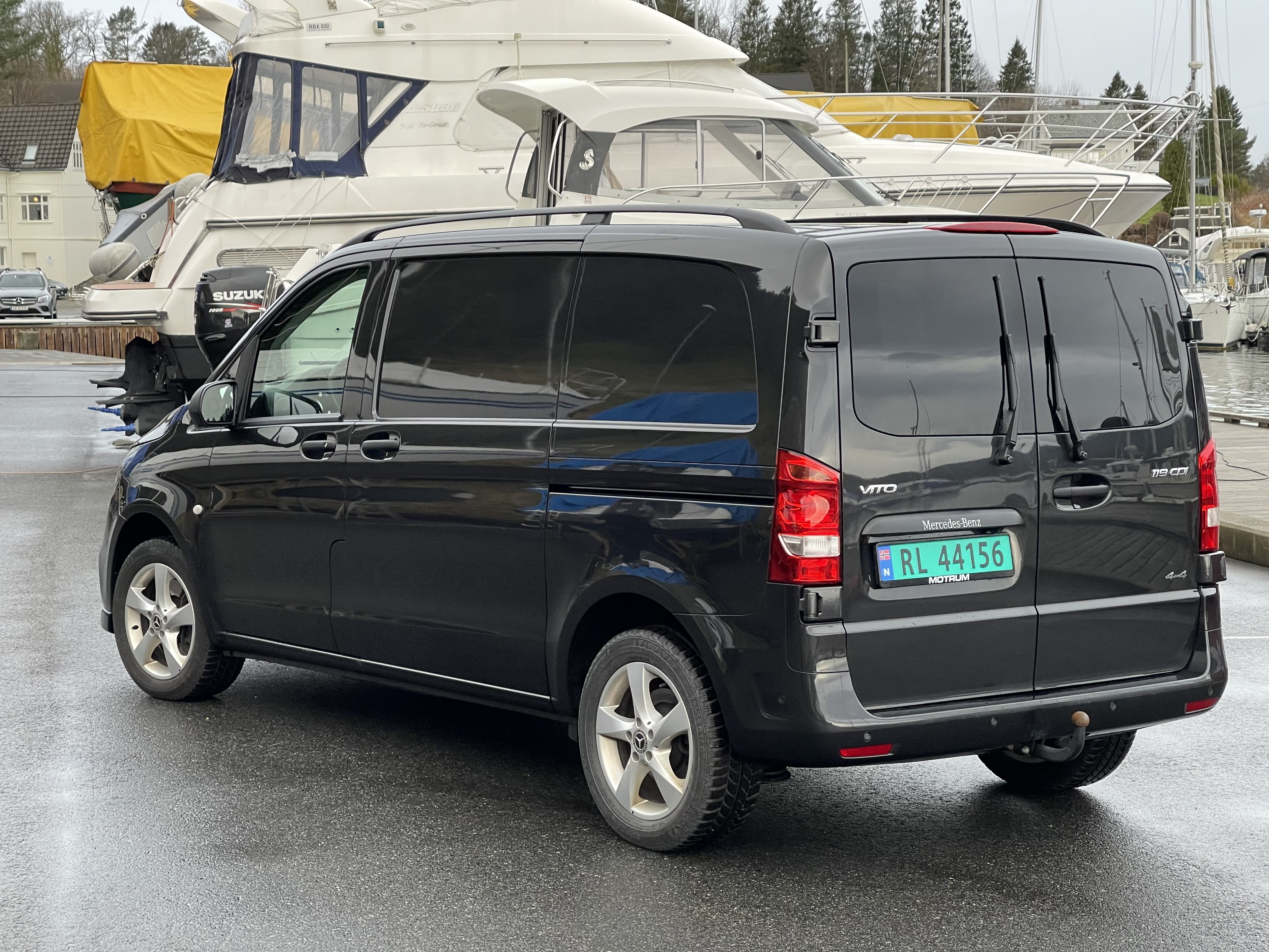 Mercedes-Benz Vito 4MATIC Varebil 190Hk med Aircondition