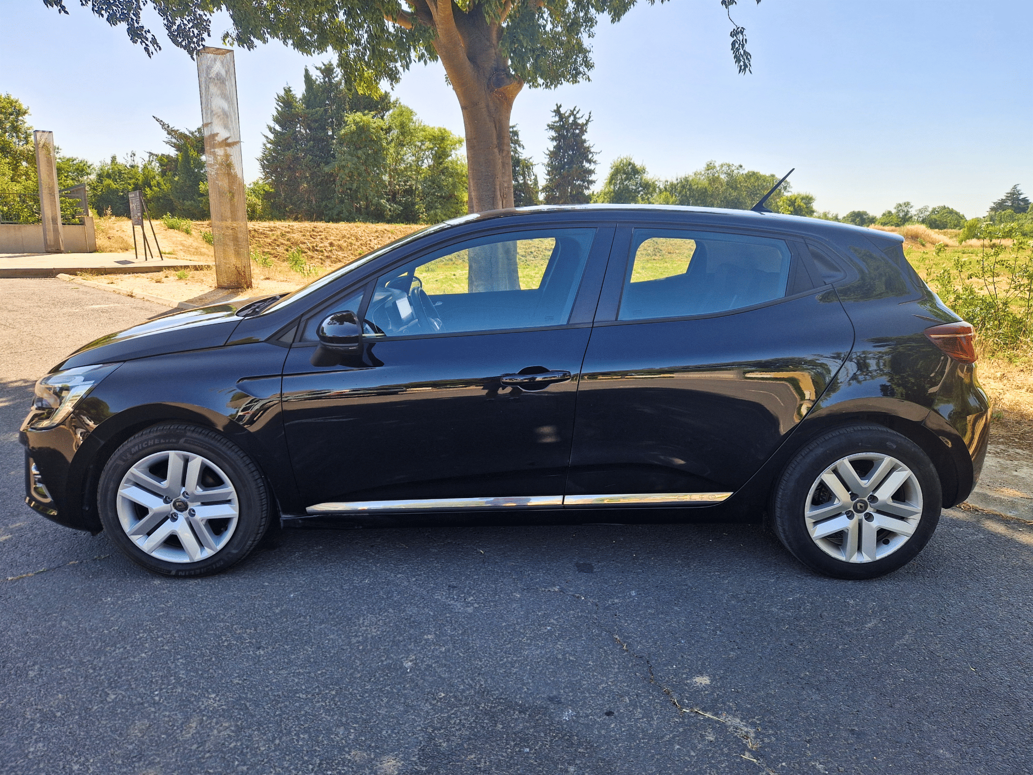 Renault Clio avec Climatisation