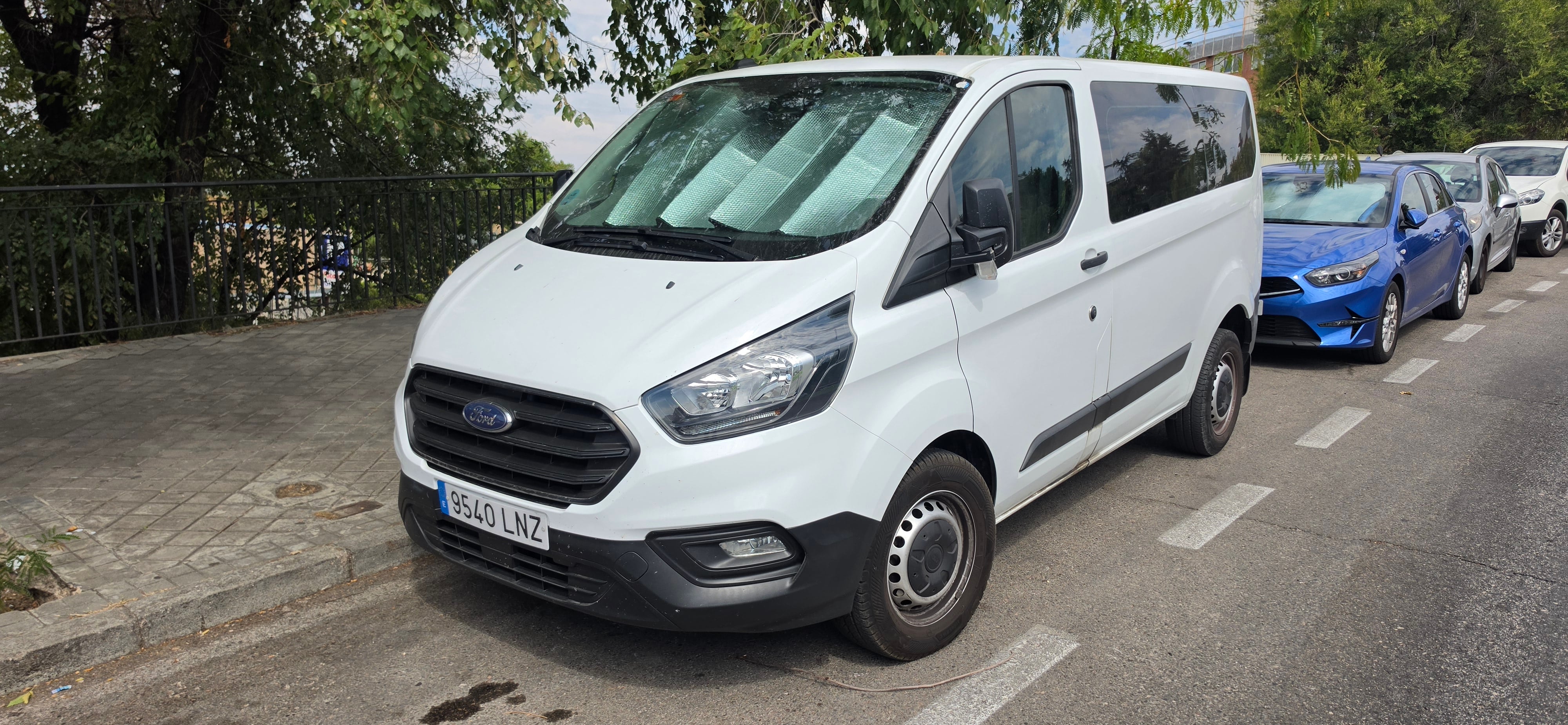 Ford Transit Custom Kombi, 2021, Diesel, 9 places et plus