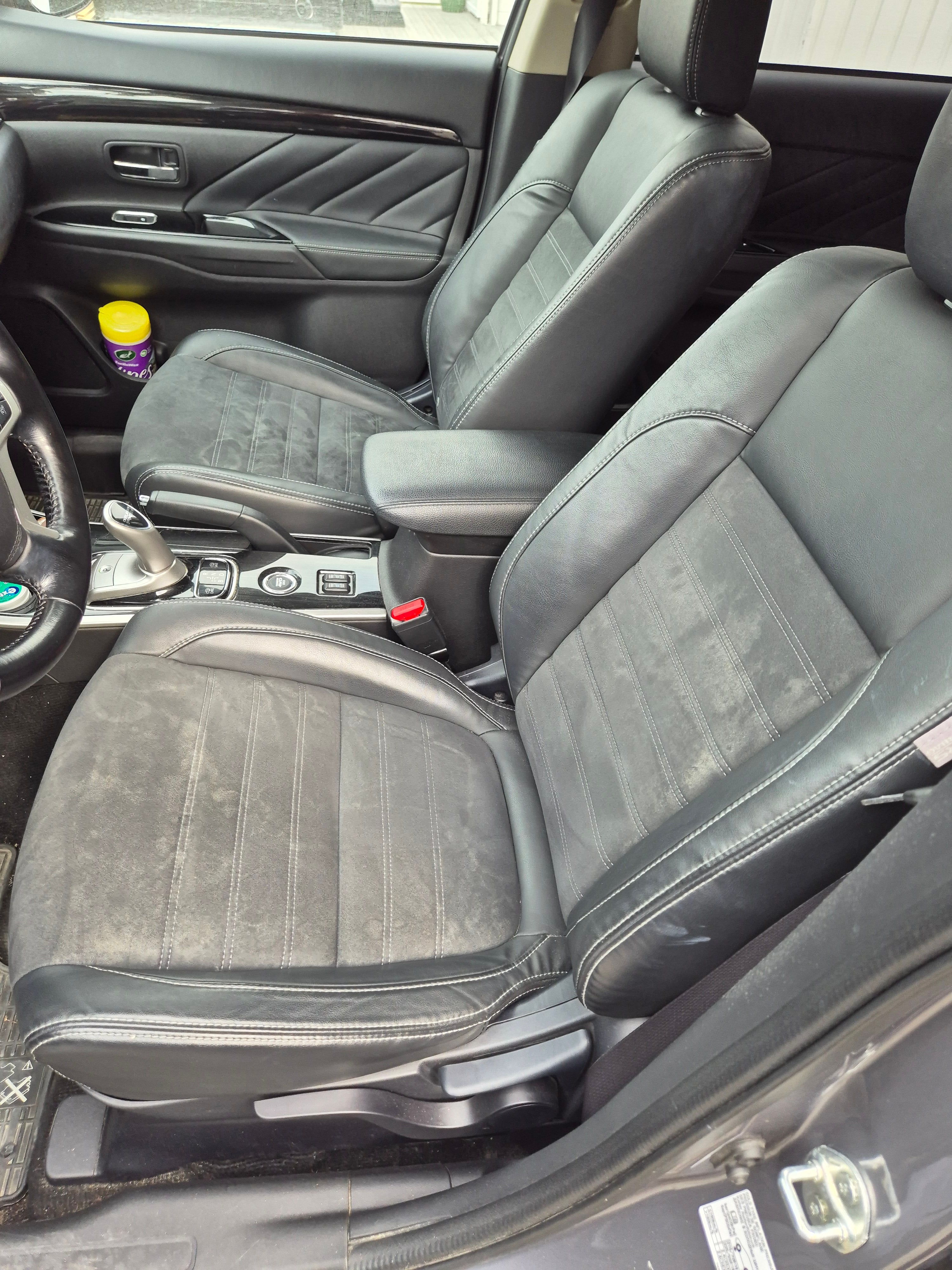 Mitsubishi Outlander Hybrid med Firehjulstrekk