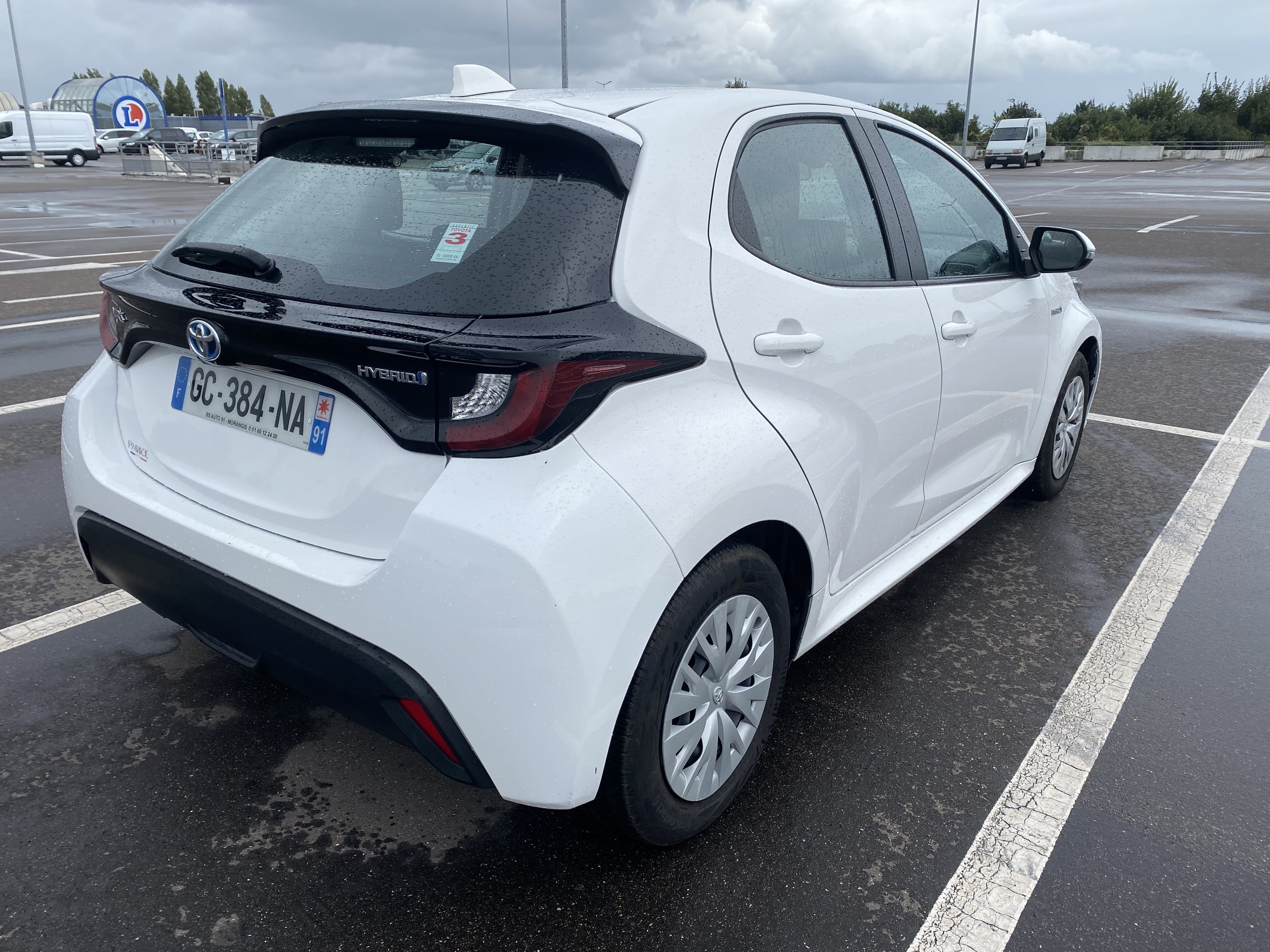 Toyota Yaris Hybride avec Climatisation
