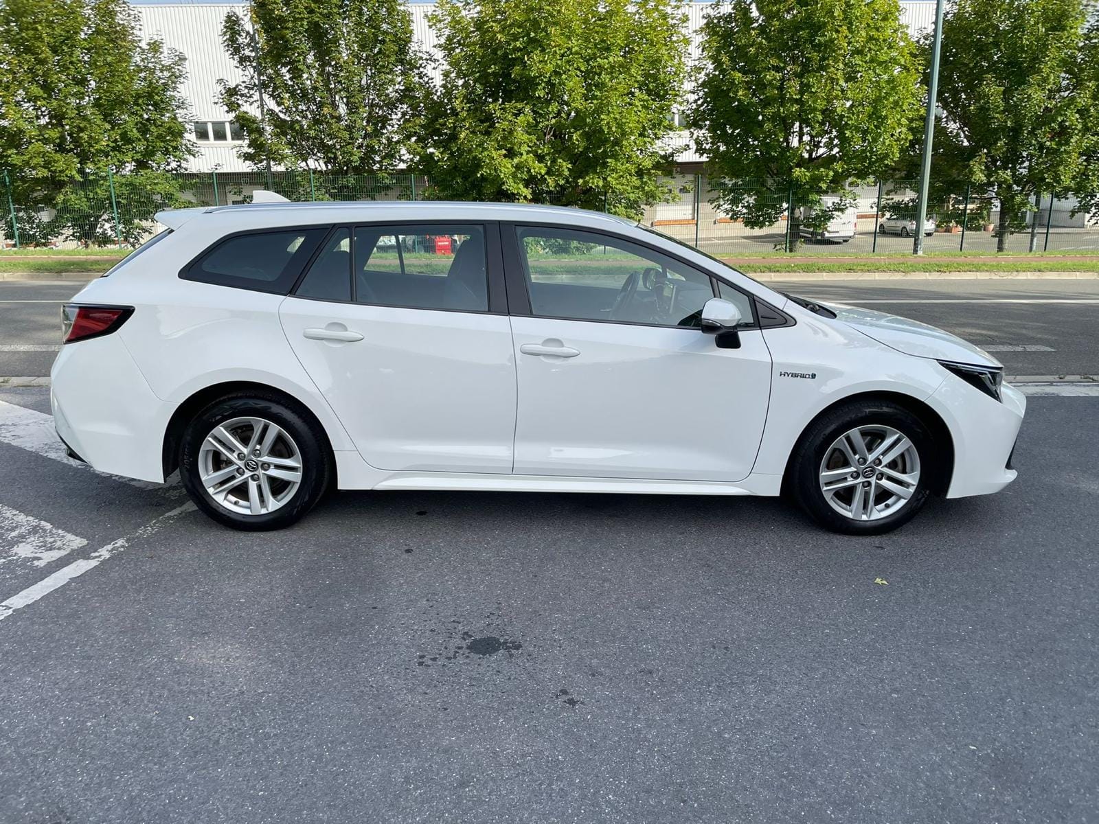 Toyota Corolla Break Hybride avec Climatisation