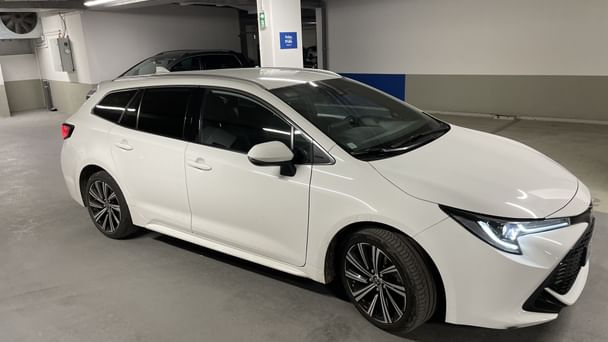 Toyota Corolla Break Hybride avec Climatisation
