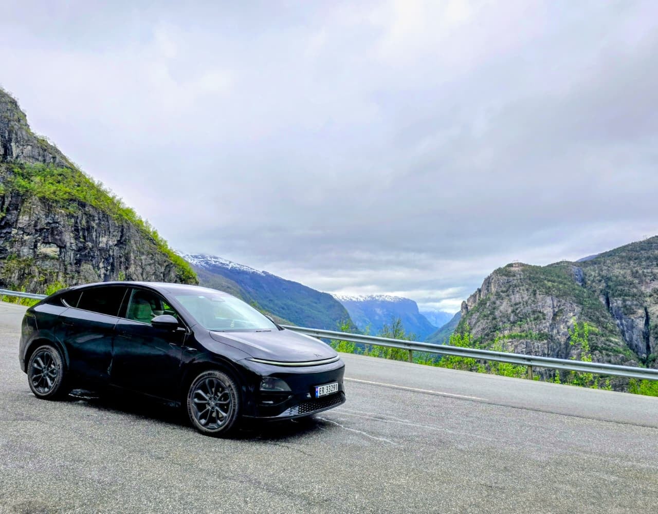 Xpeng G6 AWD Performance Facelift 2026 med Bluetooth audio