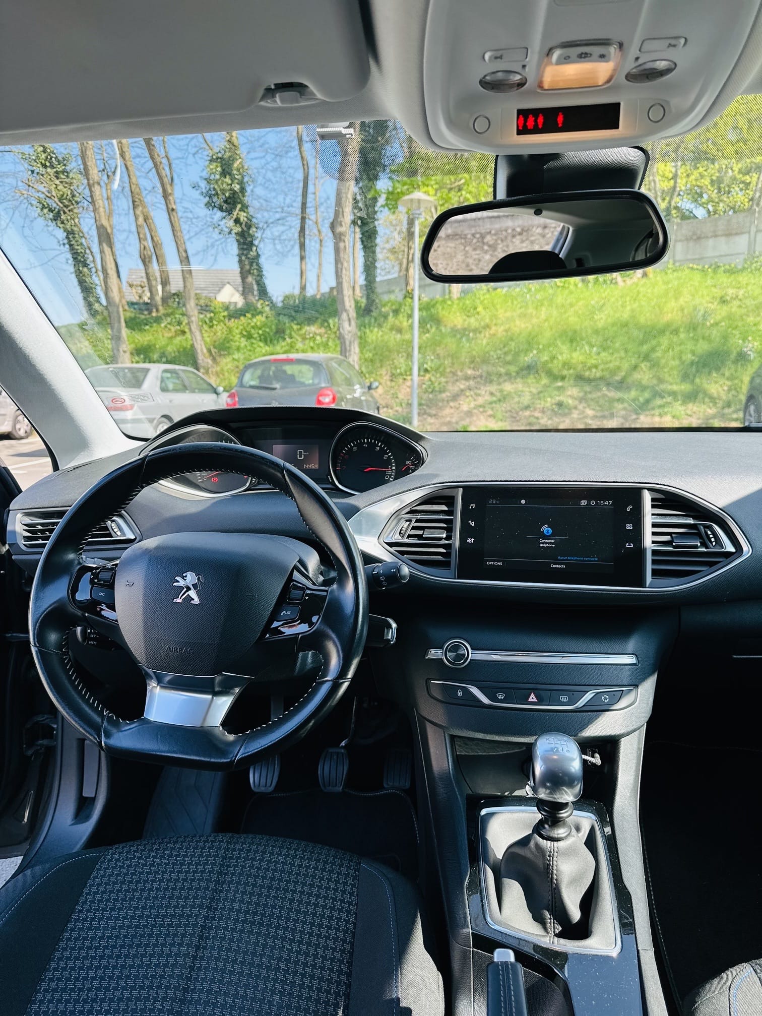 Peugeot 308 CarPlay et Android Auto avec GPS
