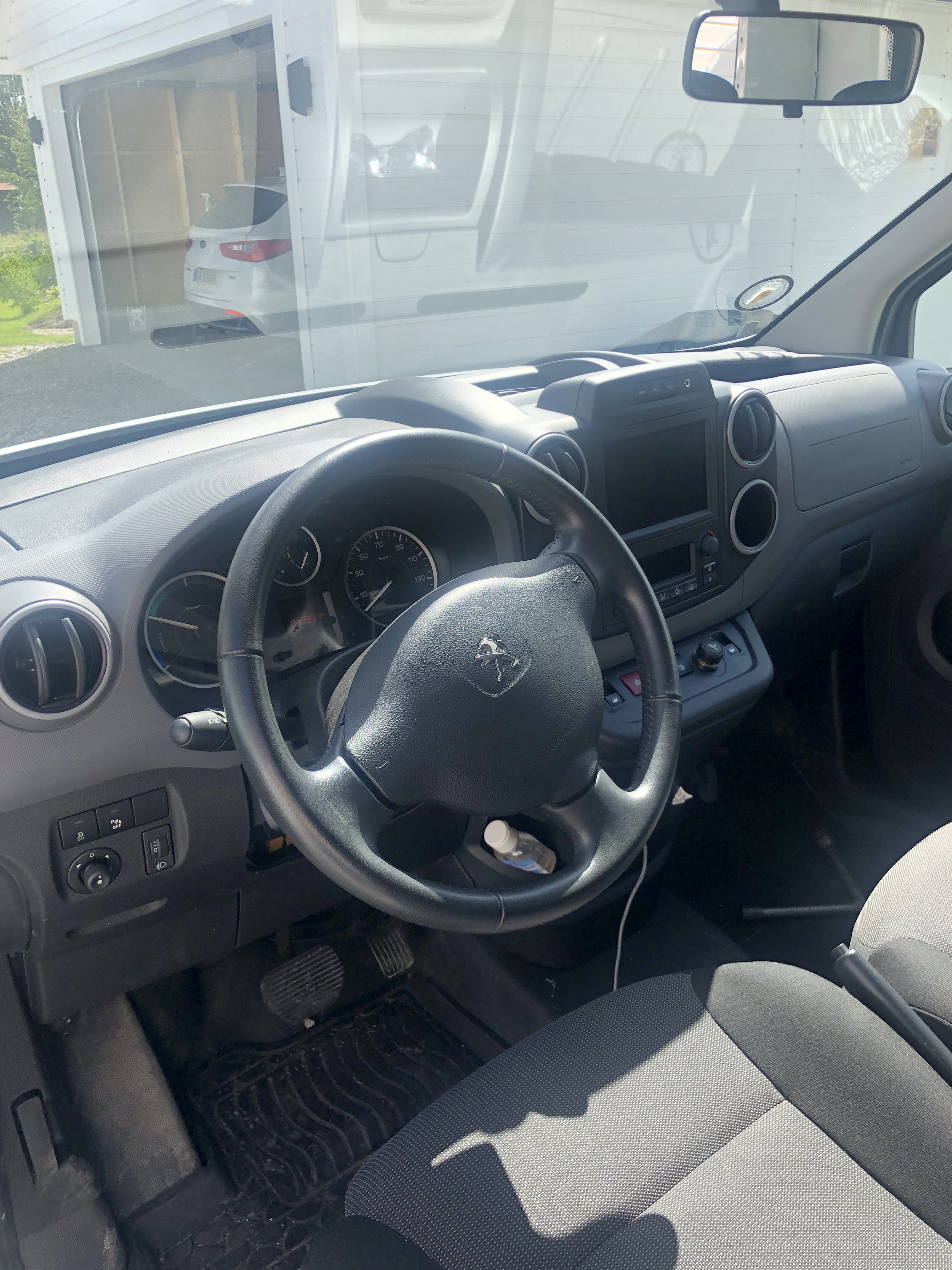 Peugeot Partner med Bluetooth audio